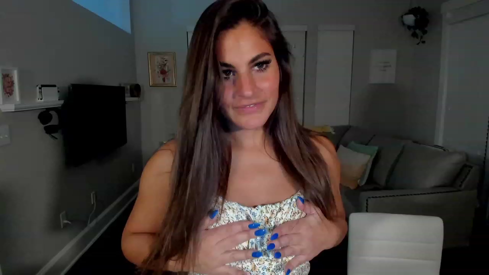Gallery image thumbnail from Dr_MylaBanks's myfreecams stream on, 02/23/2023, 05:01 image 4 of 20