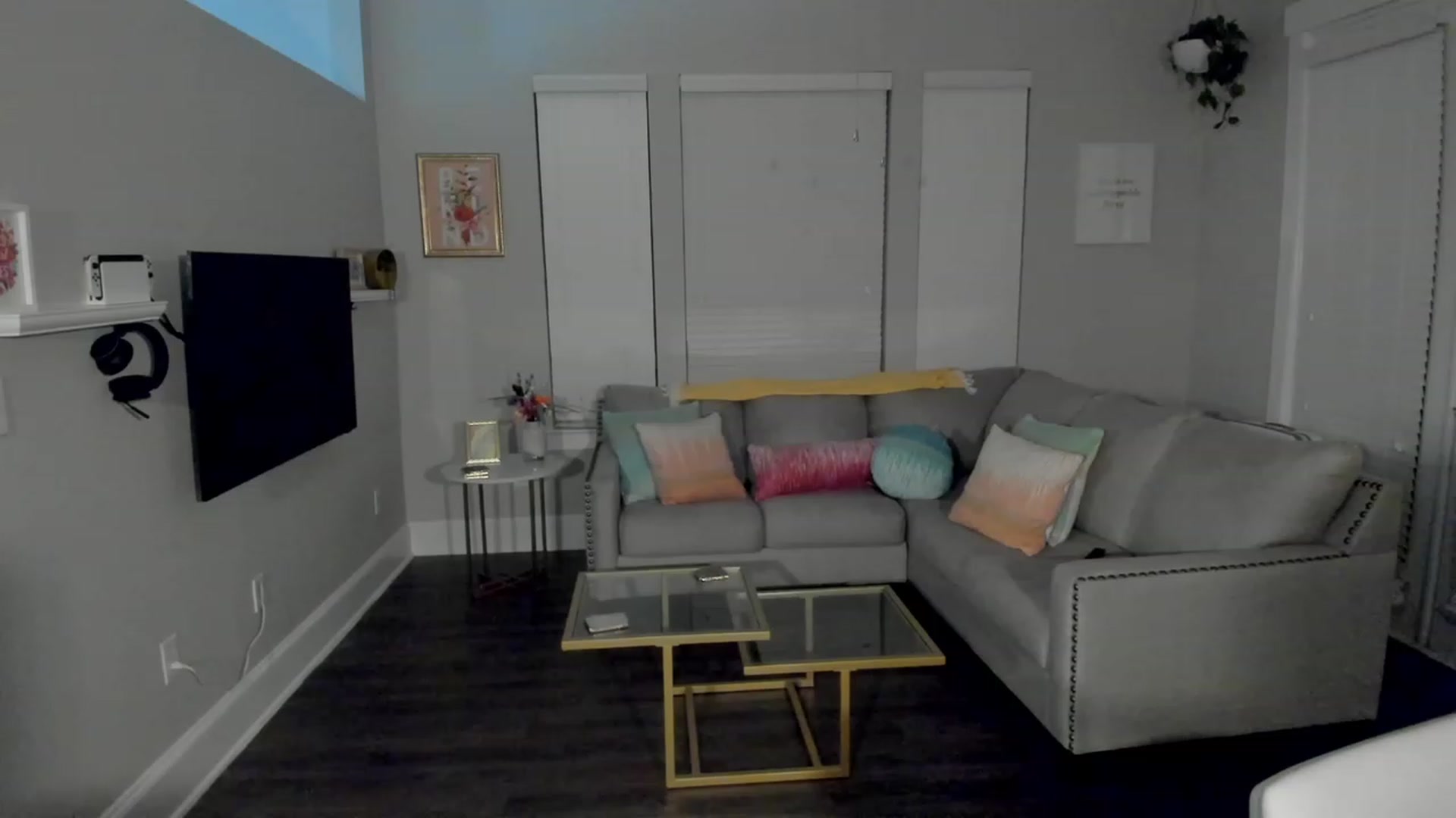 Gallery image thumbnail from Dr_MylaBanks's myfreecams stream on, 02/23/2023, 05:01 image 8 of 20
