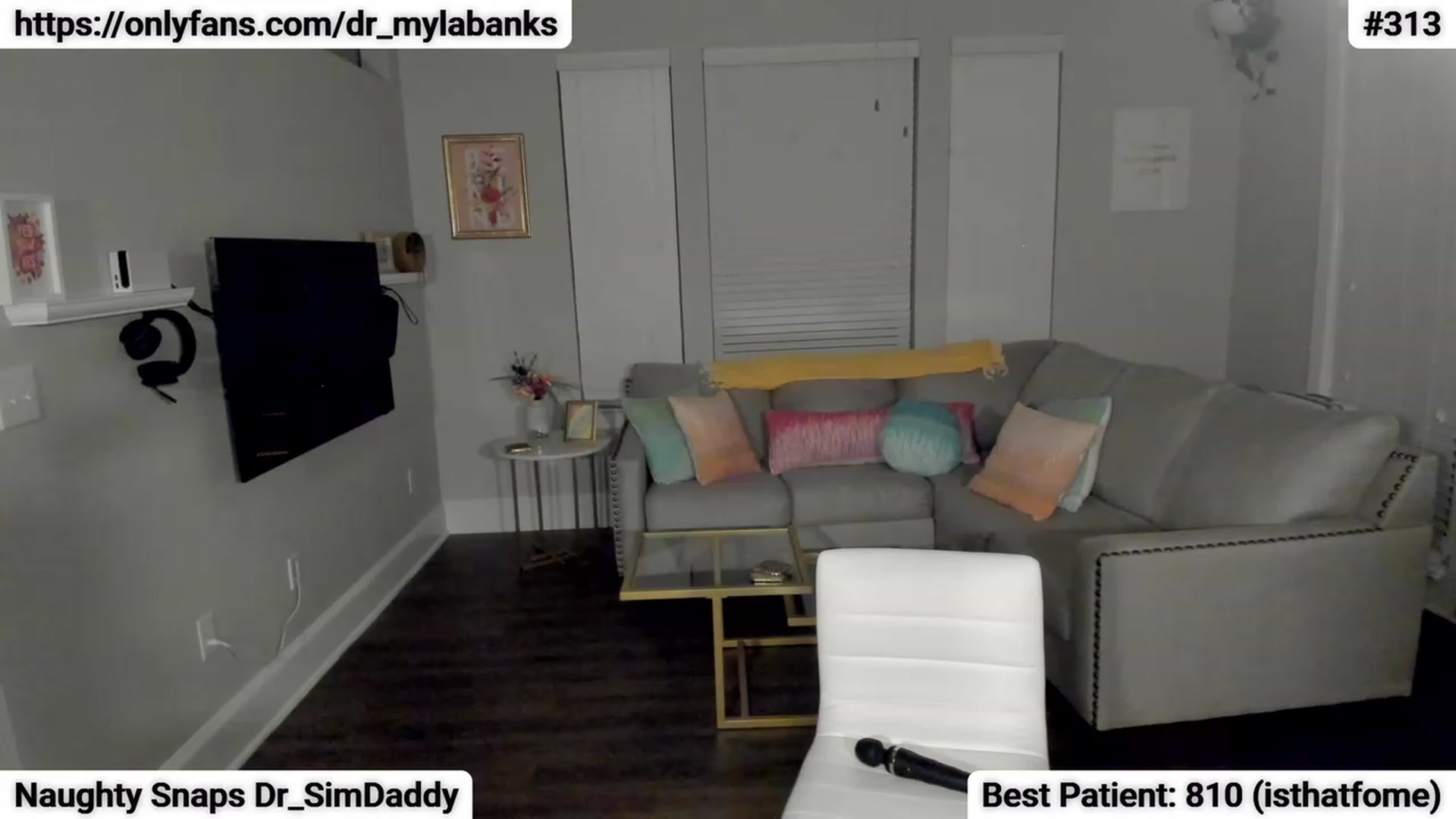 Gallery image thumbnail from Dr_MylaBanks's myfreecams stream on, 03/08/2023, 08:09 image 8 of 20