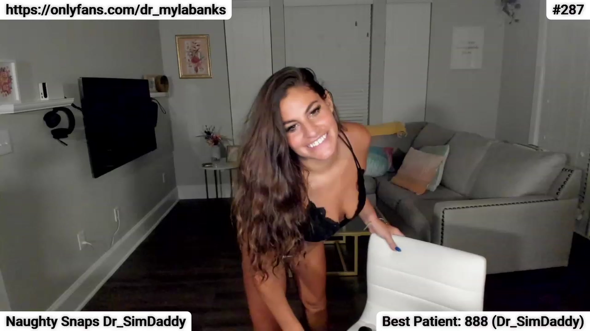 Gallery image thumbnail from Dr_MylaBanks's myfreecams stream on, 03/08/2023, 08:09 image 12 of 20