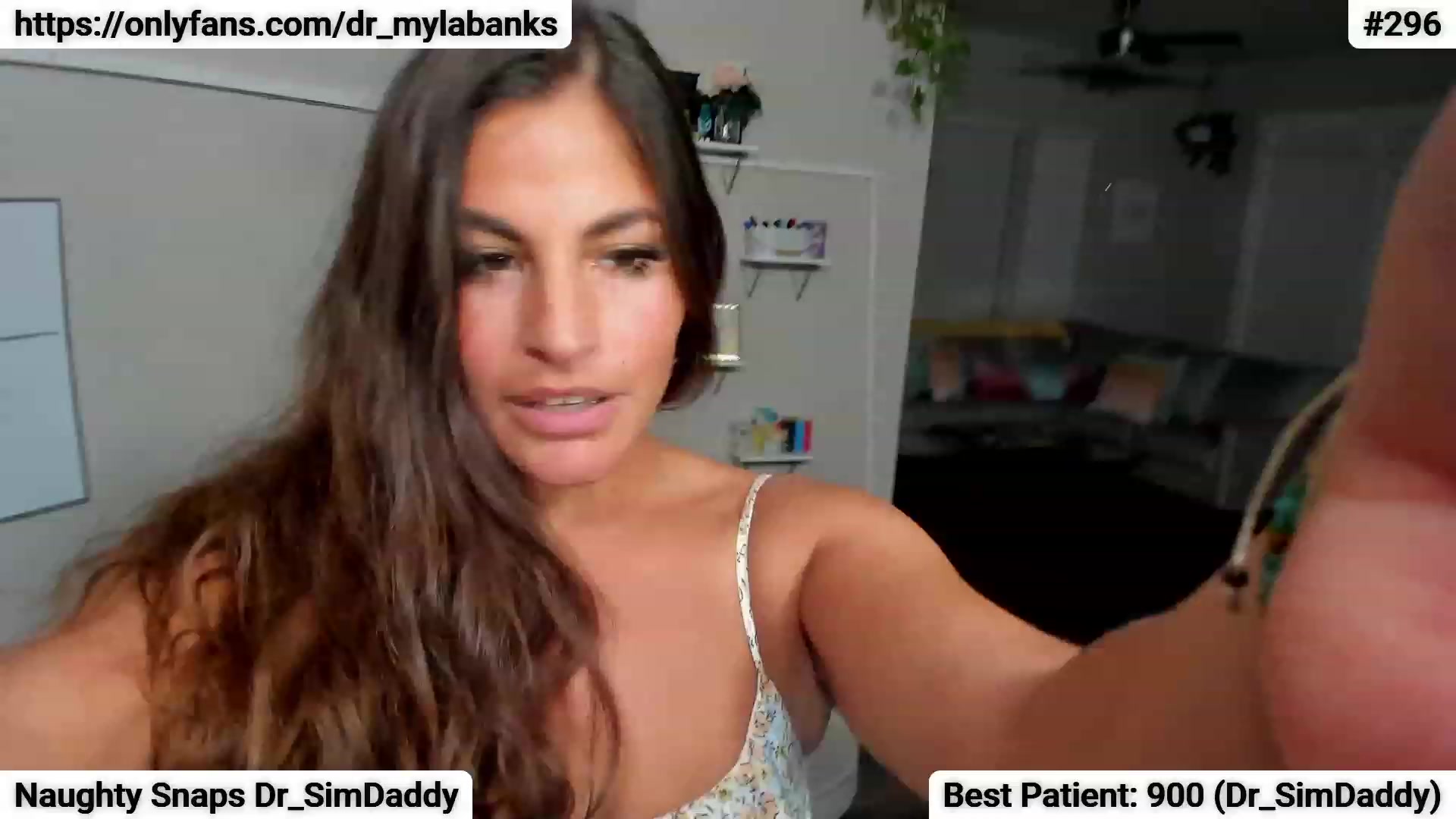 Gallery image thumbnail from Dr_MylaBanks's myfreecams stream on, 03/28/2023, 03:22 image 8 of 20