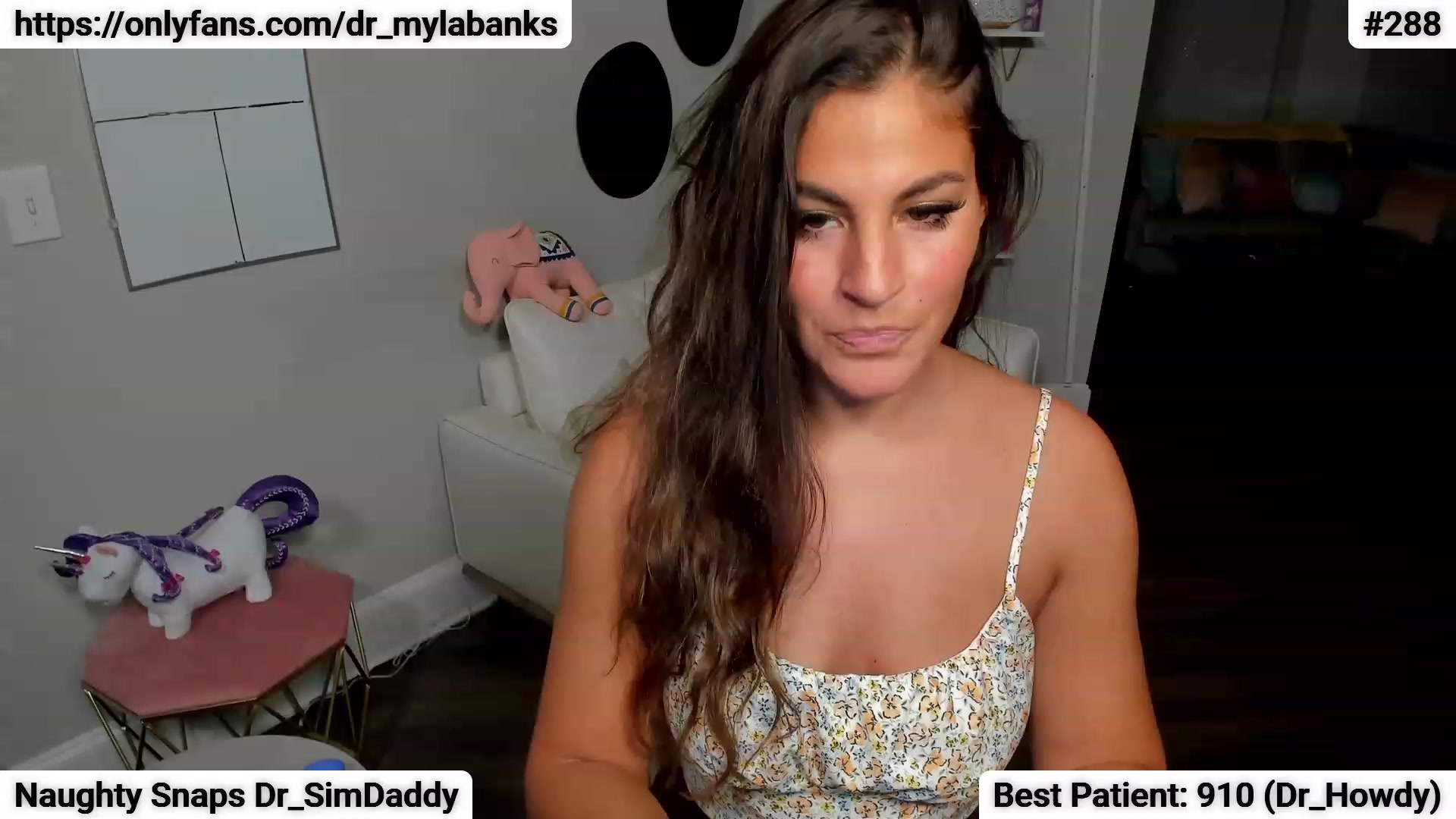 Gallery image thumbnail from Dr_MylaBanks's myfreecams stream on, 03/28/2023, 03:22 image 19 of 20