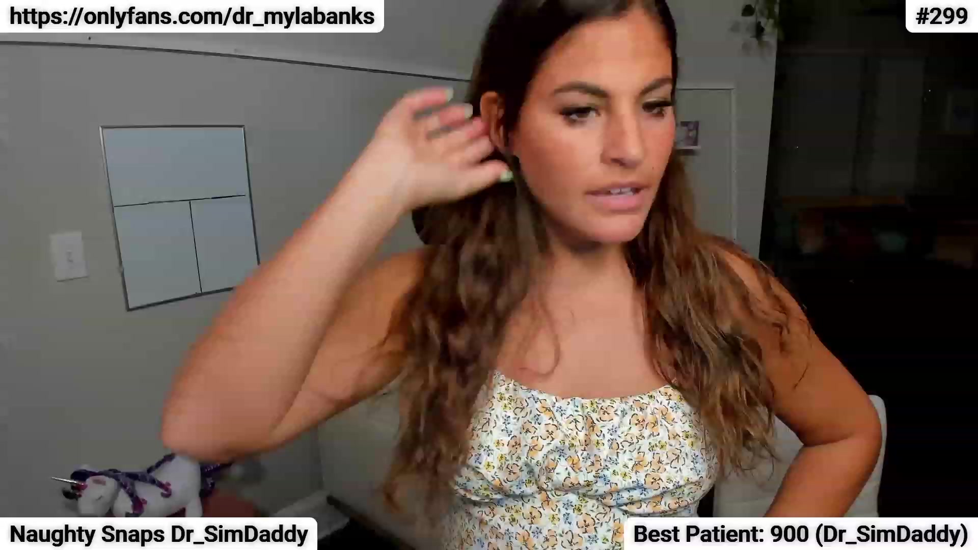 Gallery image thumbnail from Dr_MylaBanks's myfreecams stream on, 03/28/2023, 03:22 image 6 of 20