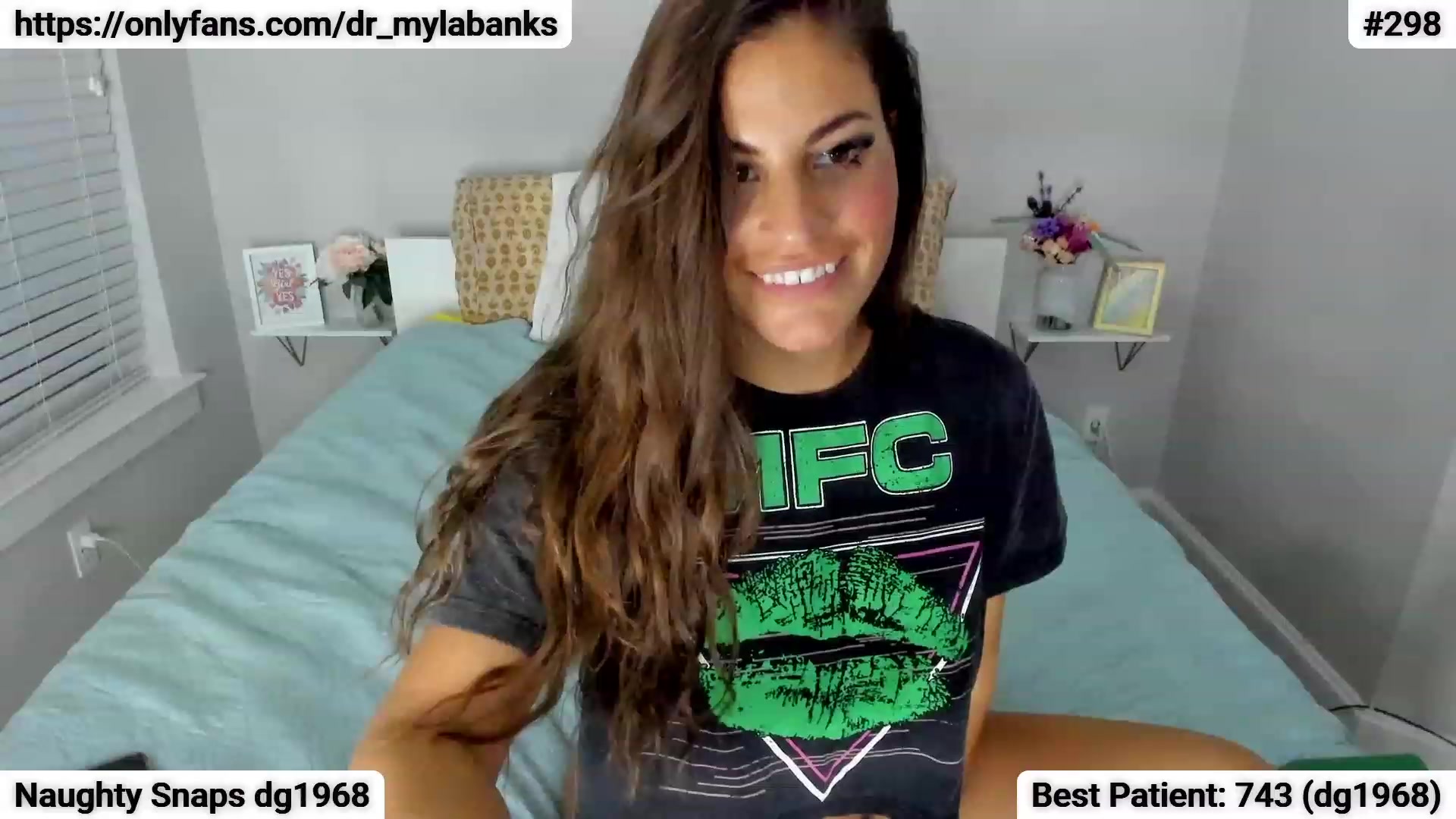 Gallery image thumbnail from Dr_MylaBanks's myfreecams stream on, 03/29/2023, 04:06 image 15 of 20
