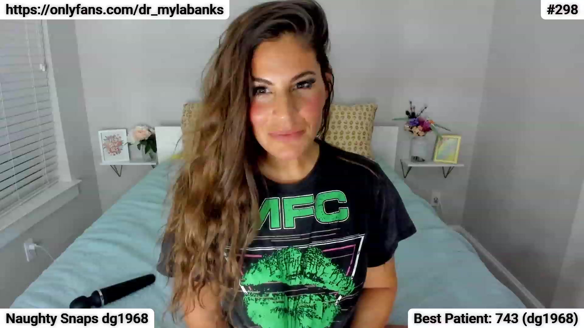 Gallery image thumbnail from Dr_MylaBanks's myfreecams stream on, 03/29/2023, 04:06 image 5 of 20