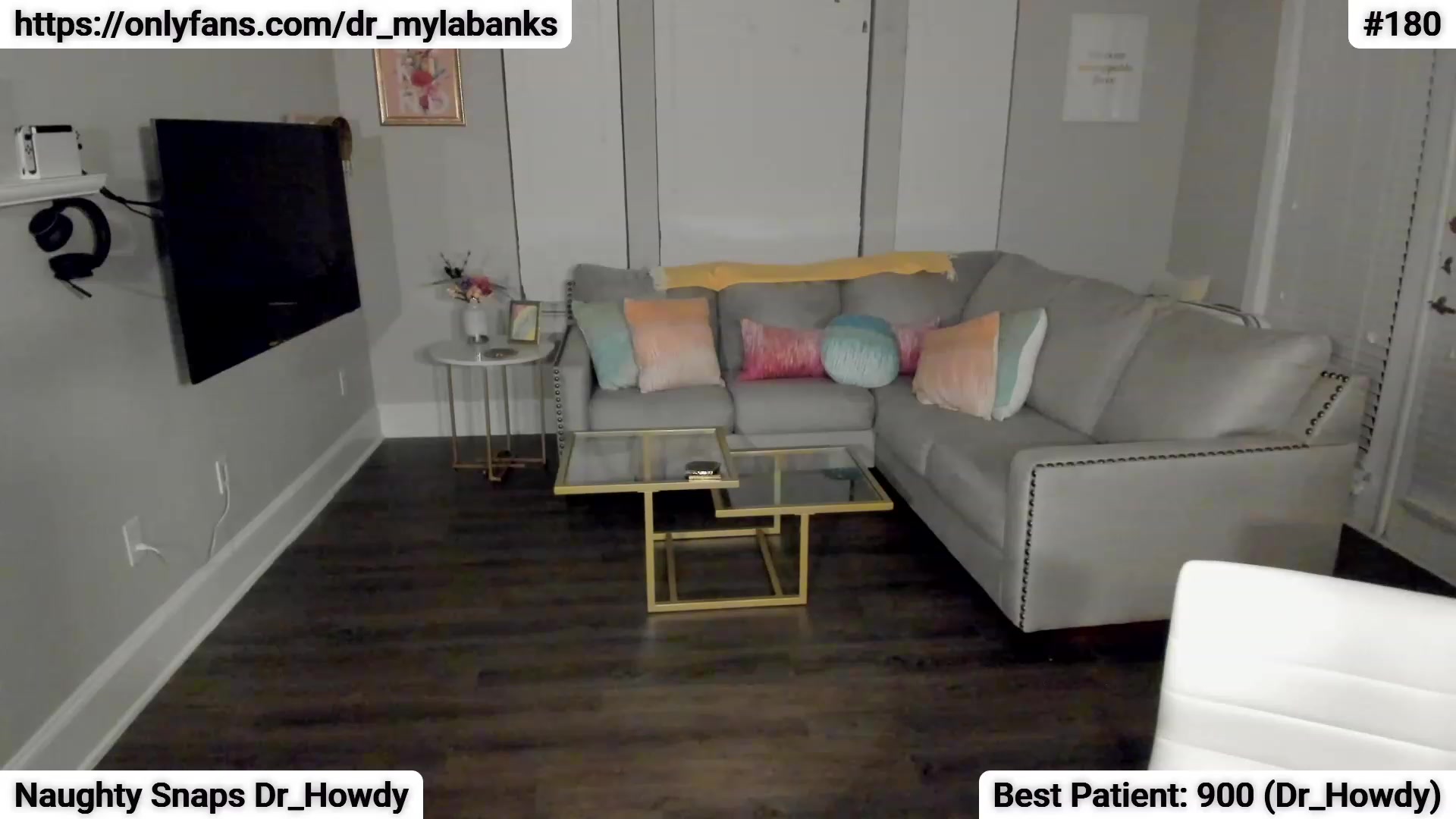 Gallery image thumbnail from Dr_MylaBanks's myfreecams stream on, 04/04/2023, 07:04 image 12 of 20