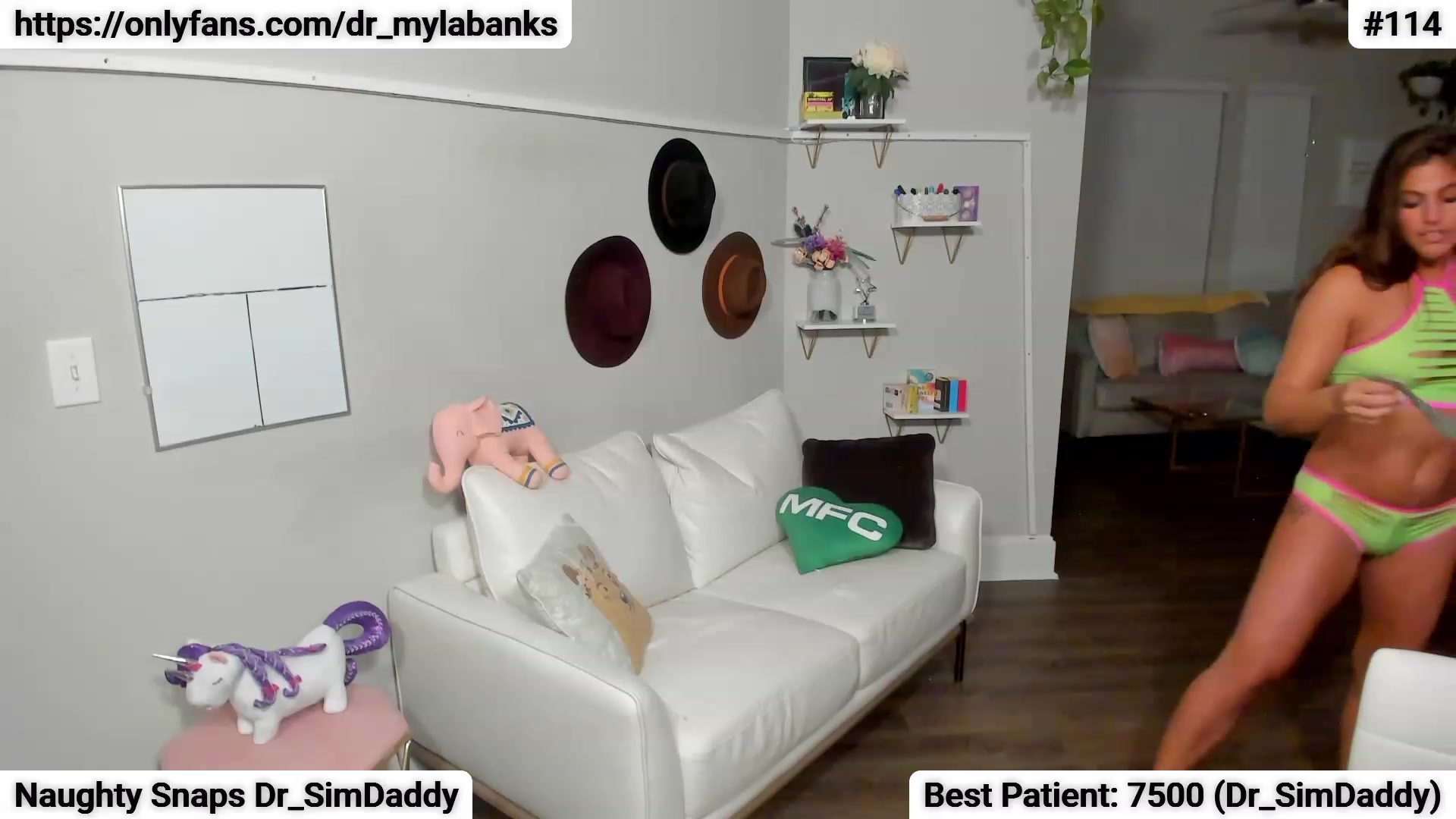 Gallery image thumbnail from Dr_MylaBanks's myfreecams stream on, 04/21/2023, 05:57 image 18 of 20