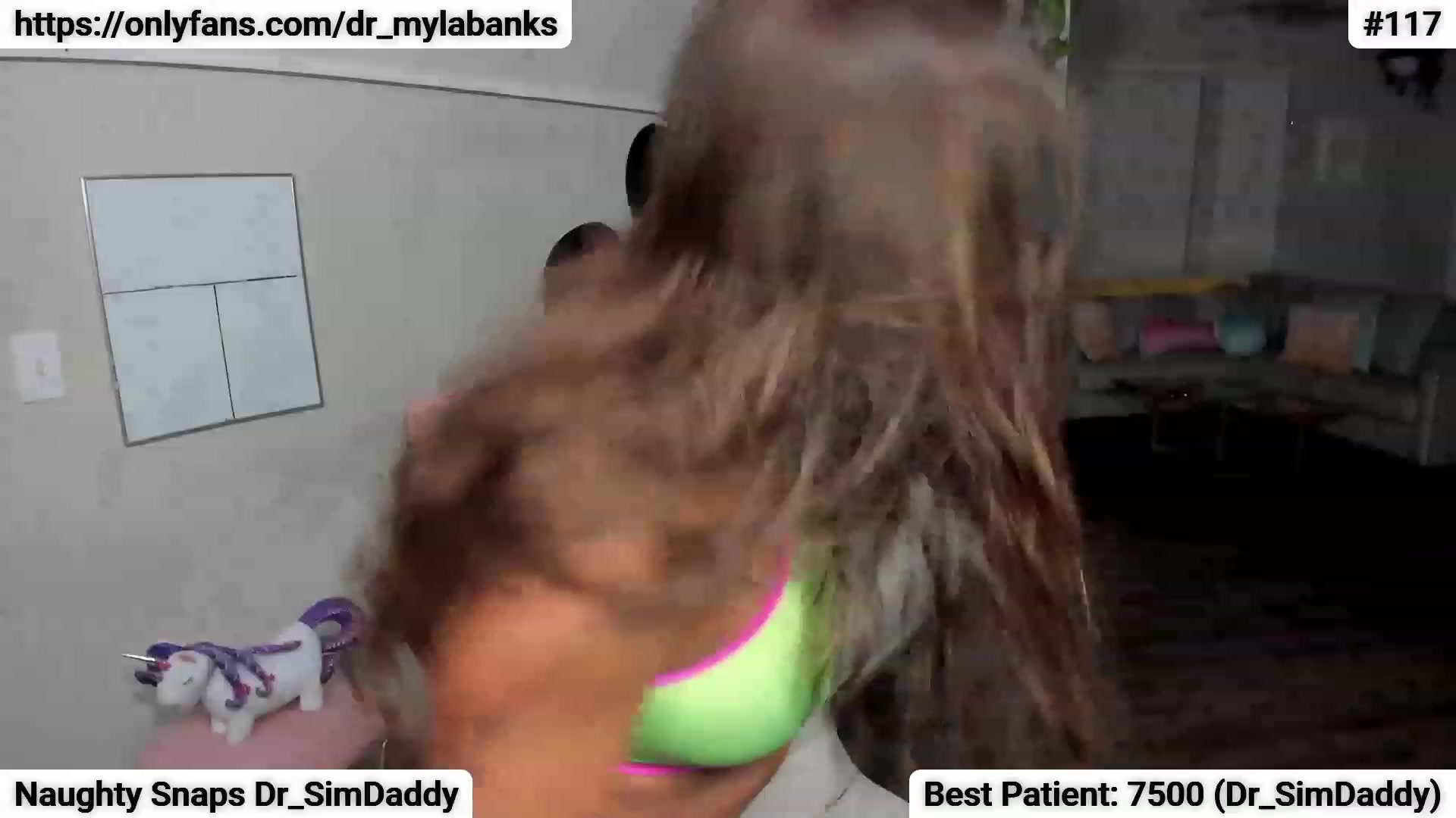 Gallery image thumbnail from Dr_MylaBanks's myfreecams stream on, 04/21/2023, 05:57 image 7 of 20