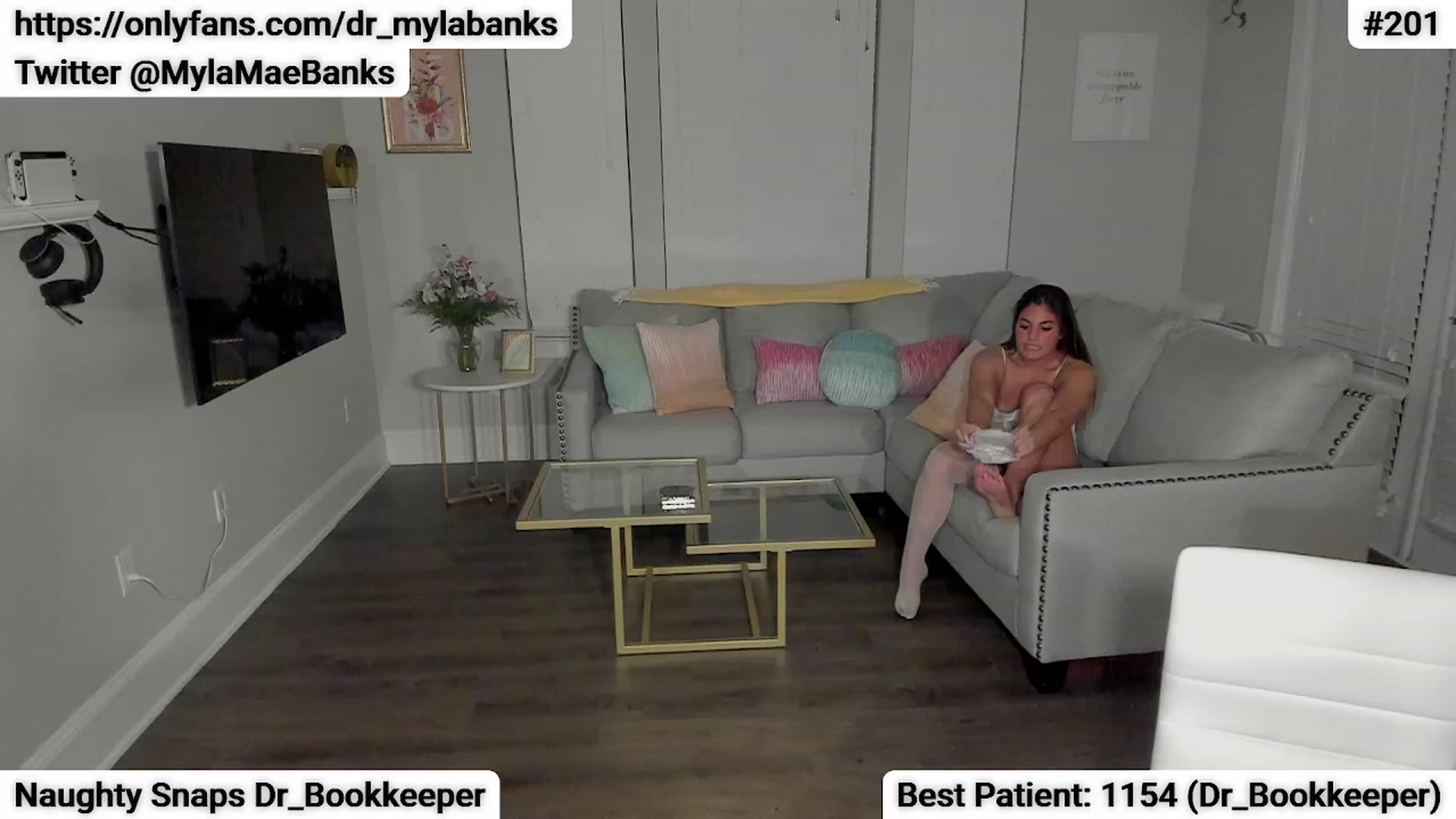 Gallery image thumbnail from Dr_MylaBanks's myfreecams stream on, 05/09/2023, 05:06 image 3 of 20
