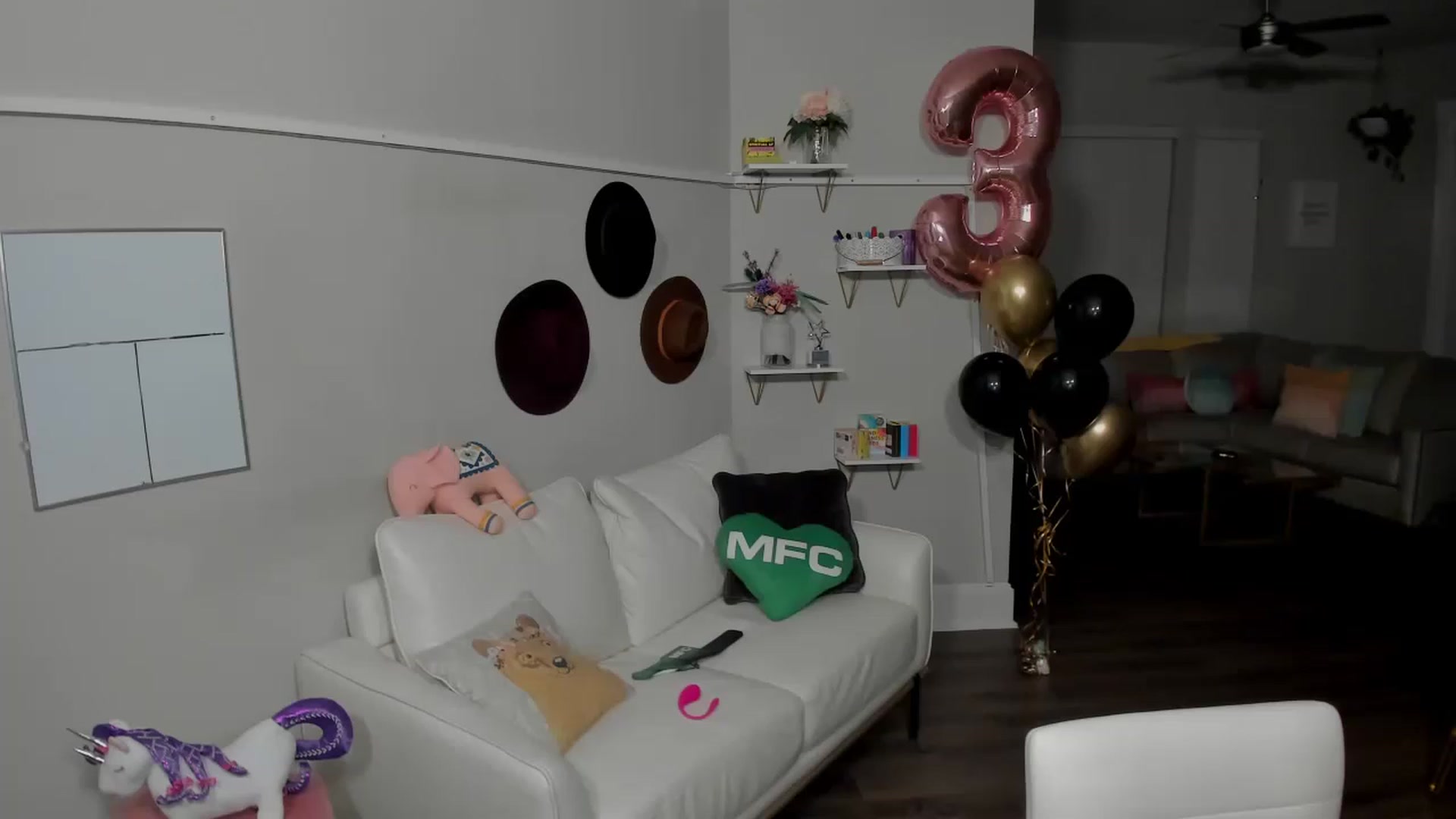 Gallery image thumbnail from Dr_MylaBanks's myfreecams stream on, 05/12/2023, 06:19 image 15 of 20
