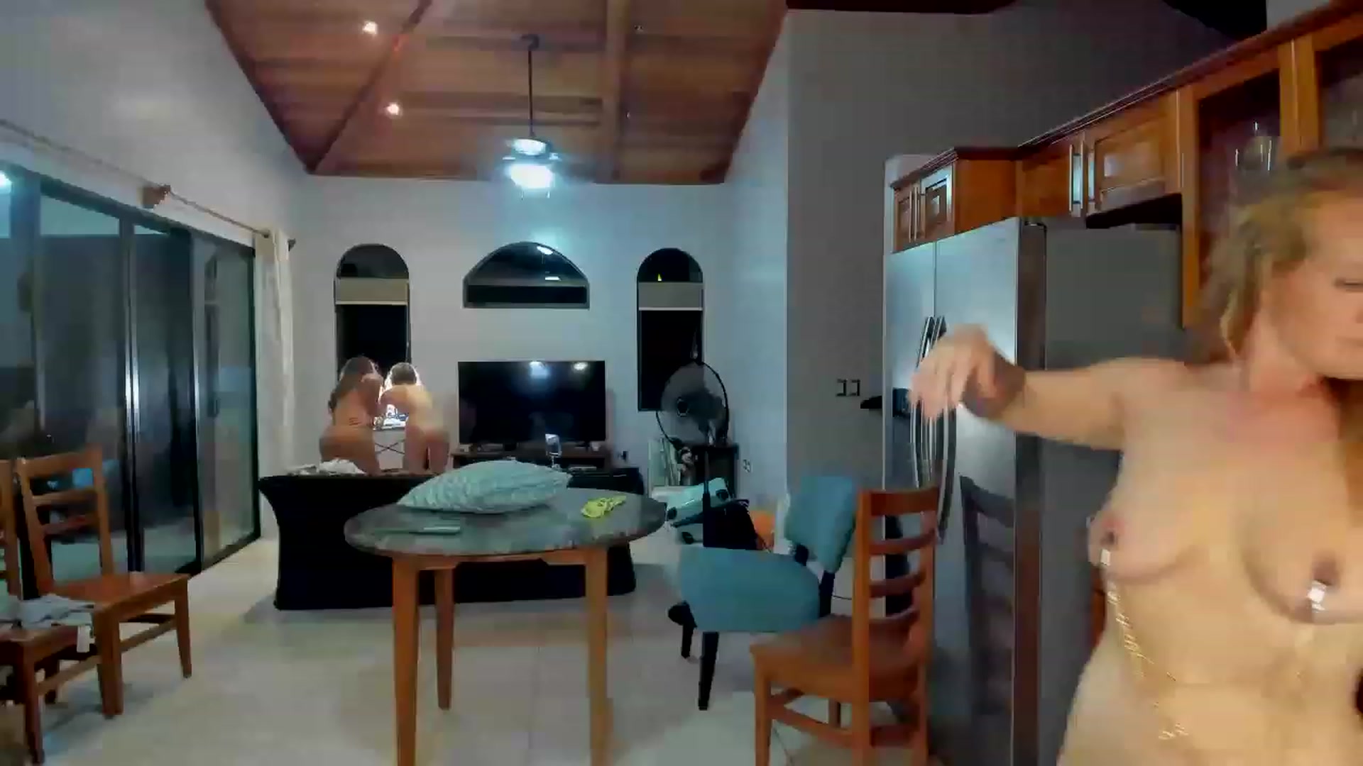 Gallery image thumbnail from Dr_MylaBanks's myfreecams stream on, 05/26/2023, 05:08 image 7 of 20