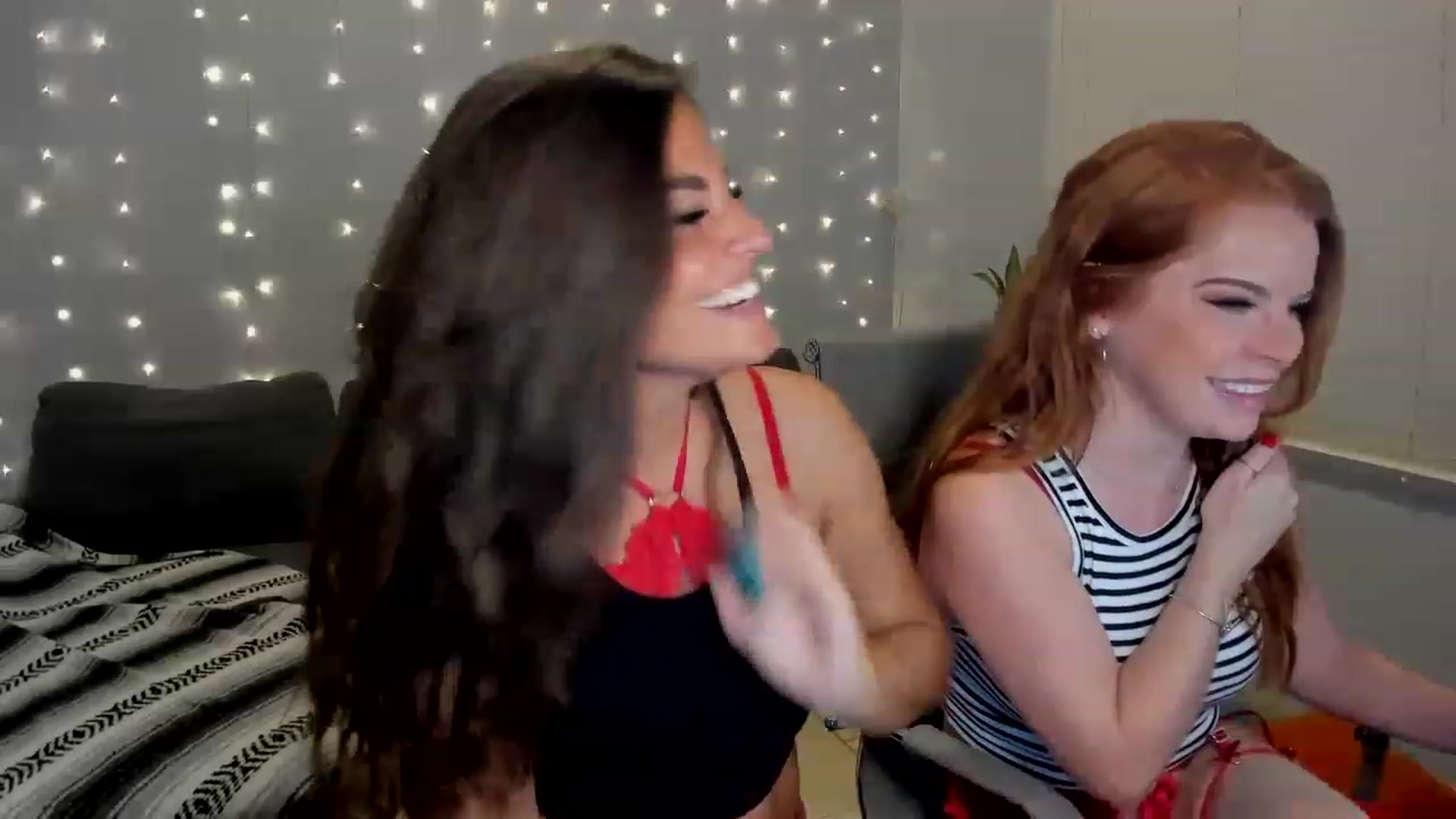 Gallery image thumbnail from Dr_MylaBanks's myfreecams stream on, 05/27/2023, 05:12 image 6 of 20