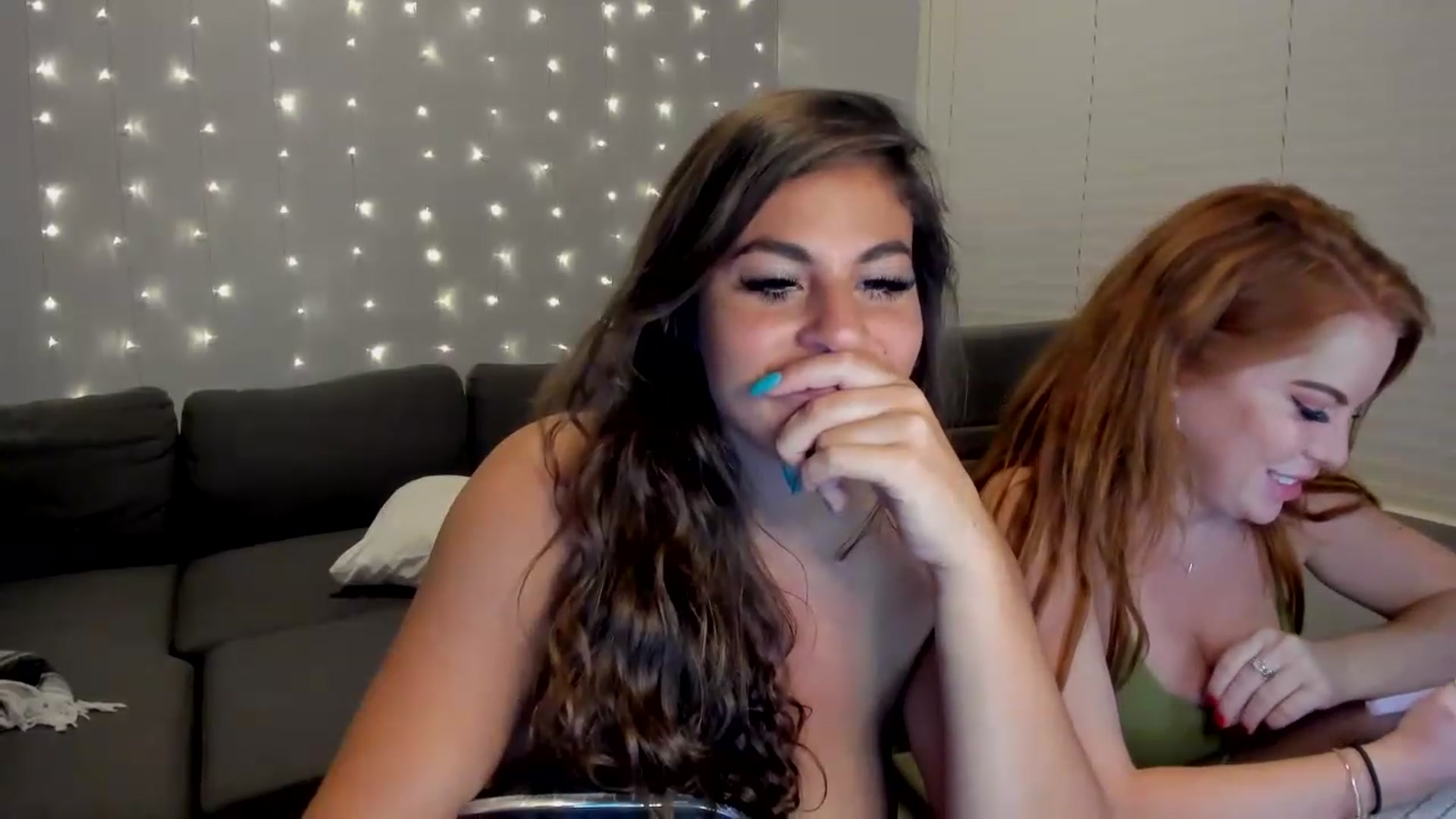 Gallery image thumbnail from Dr_MylaBanks's myfreecams stream on, 05/29/2023, 05:06 image 15 of 20