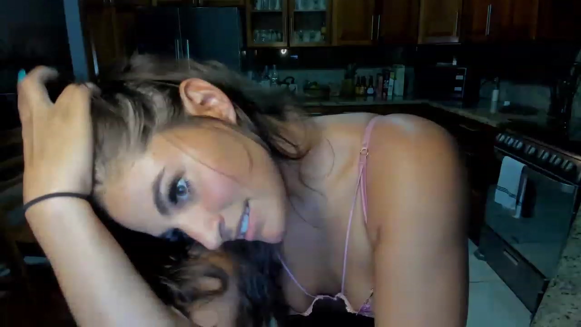 Gallery image thumbnail from Dr_MylaBanks's myfreecams stream on, 05/31/2023, 04:19 image 16 of 20