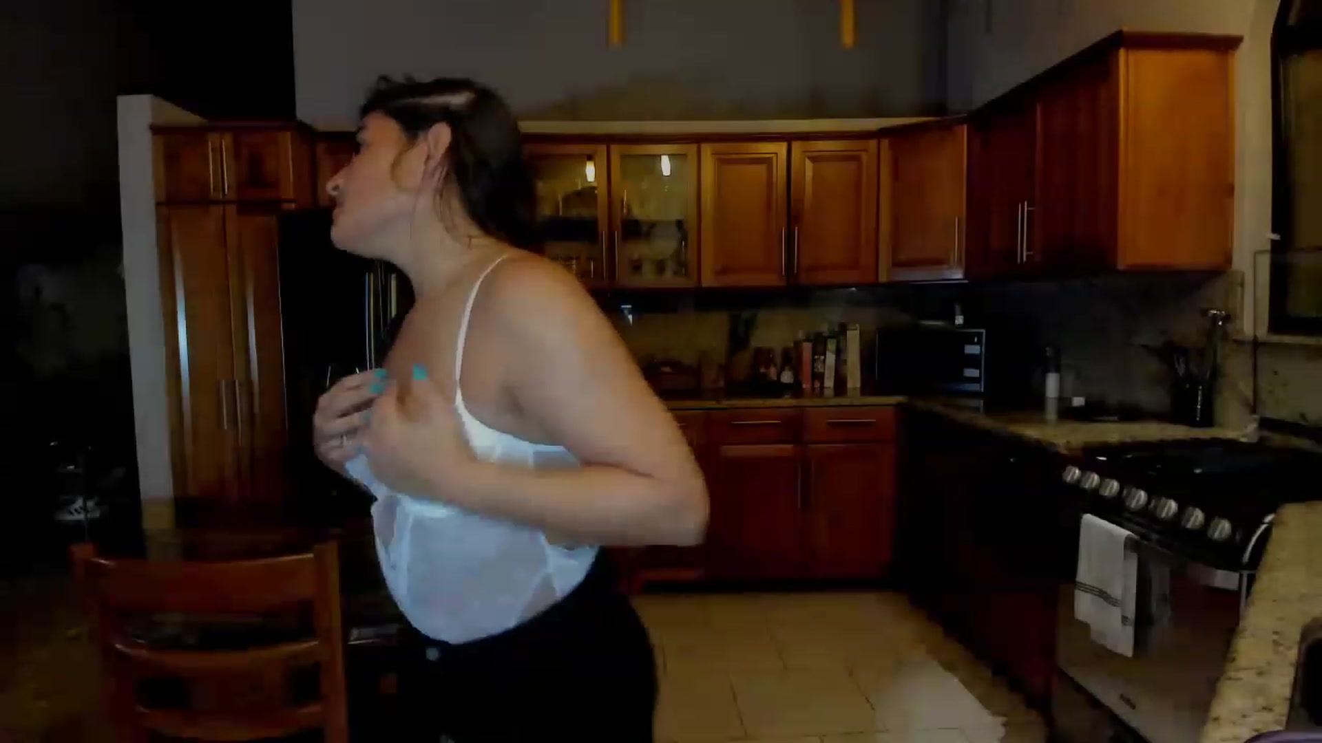 Gallery image thumbnail from Dr_MylaBanks's myfreecams stream on, 06/01/2023, 05:57 image 4 of 20
