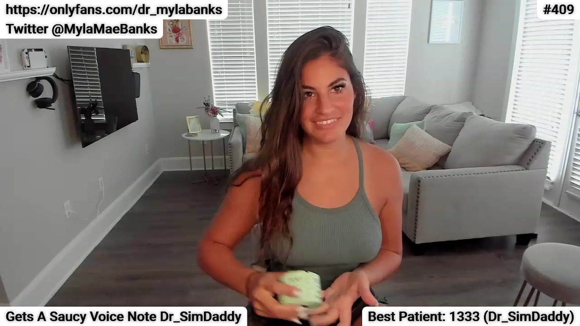 Gallery image thumbnail from Dr_MylaBanks's myfreecams stream on, 07/16/2023, 20:04 image 10 of 20