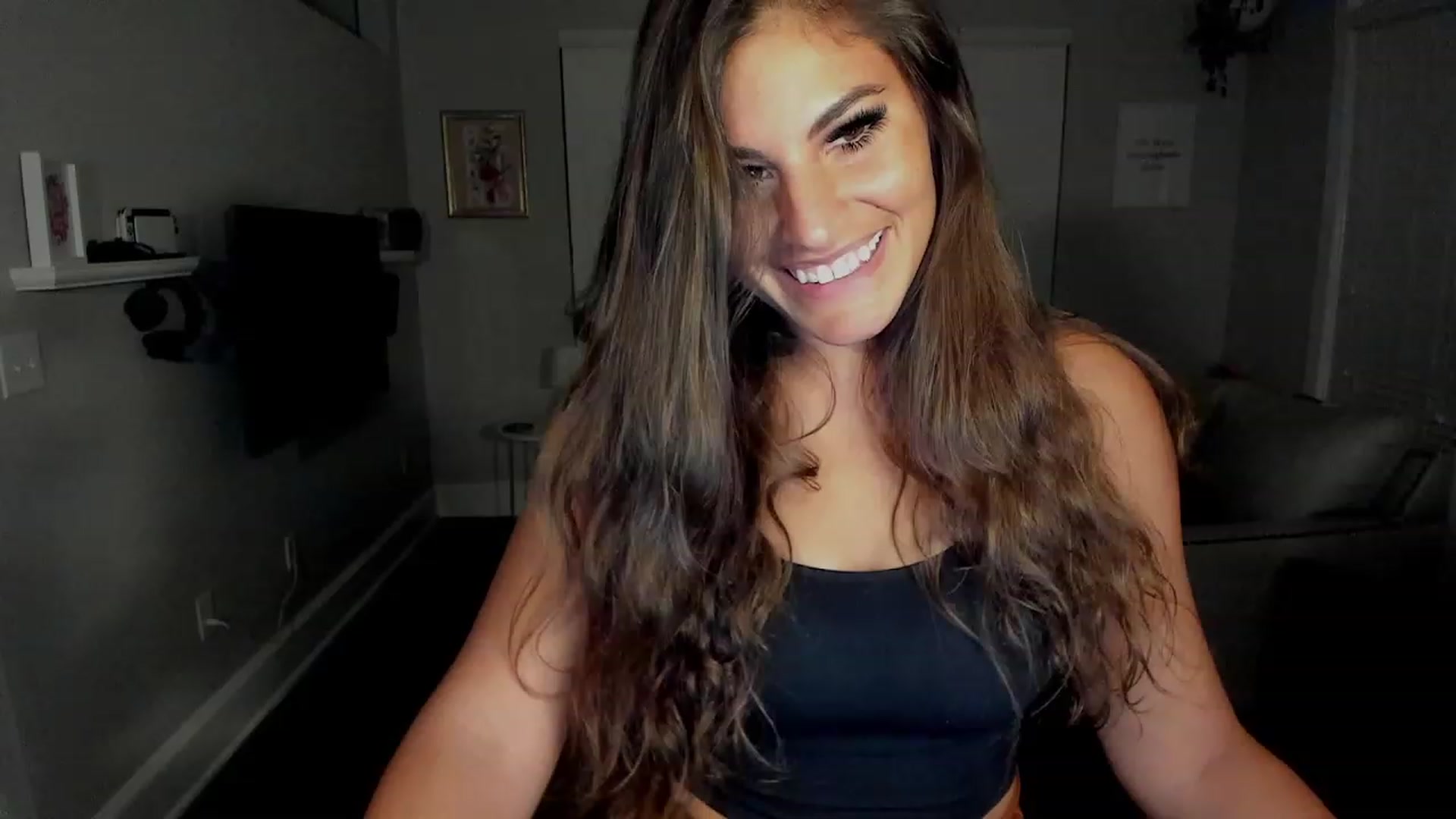 Gallery image thumbnail from Dr_MylaBanks's myfreecams stream on, 07/22/2023, 02:45 image 4 of 20