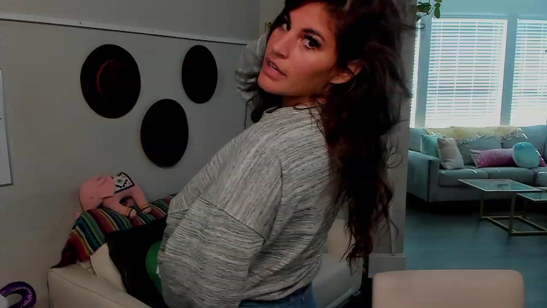 Gallery image thumbnail from Dr_MylaBanks's myfreecams stream on, 09/05/2023, 17:03 image 1 of 20
