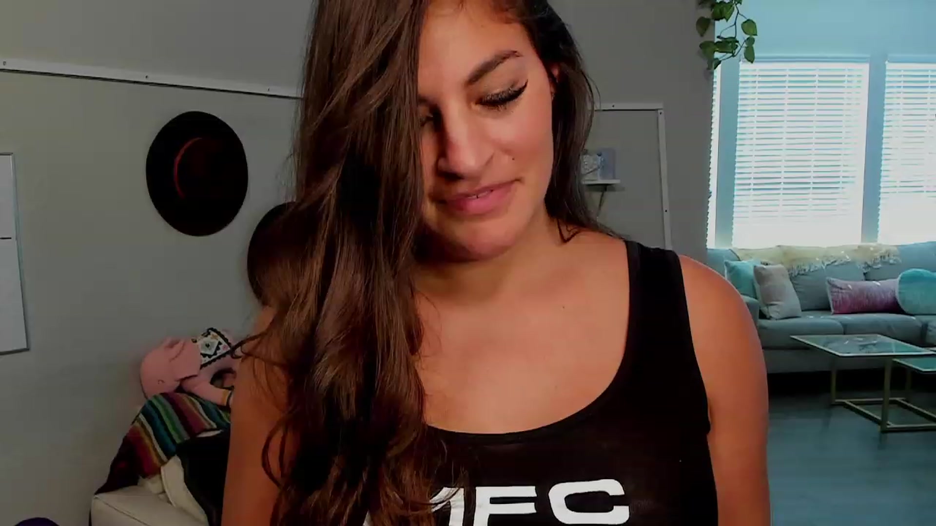 Gallery image thumbnail from Dr_MylaBanks's myfreecams stream on, 09/05/2023, 17:03 image 12 of 20