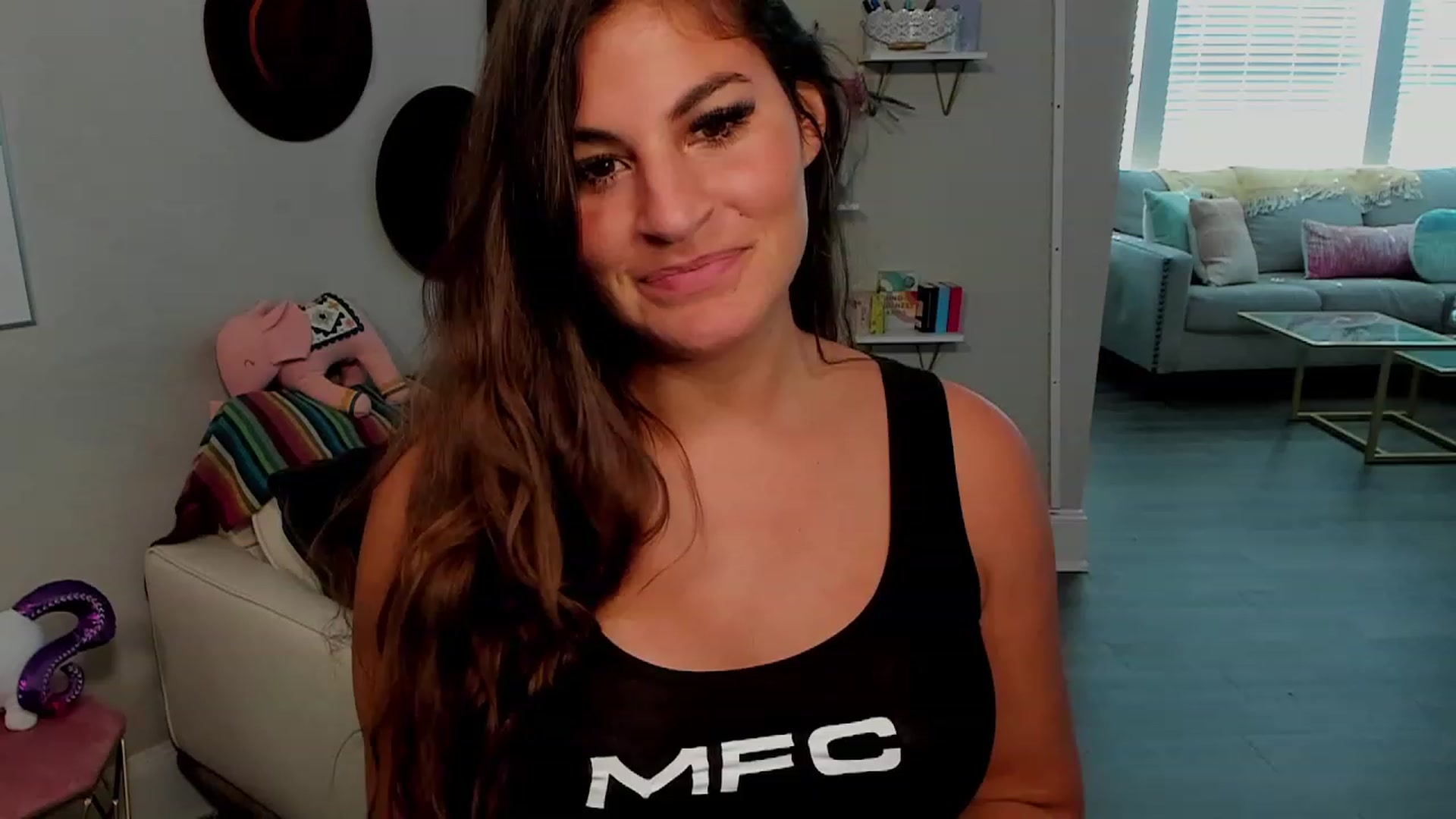 Gallery image thumbnail from Dr_MylaBanks's myfreecams stream on, 09/05/2023, 17:03 image 7 of 20