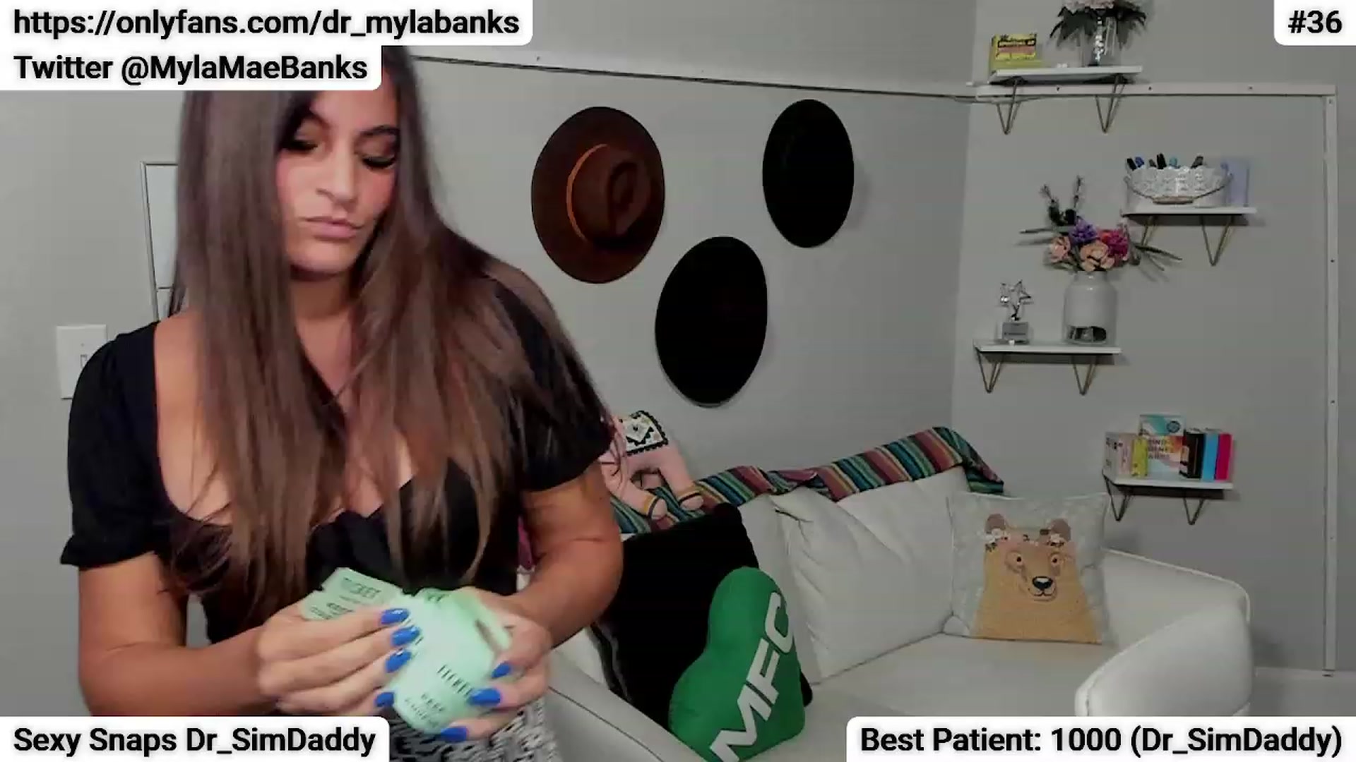 Gallery image thumbnail from Dr_MylaBanks's myfreecams stream on, 09/09/2023, 01:59 image 15 of 20