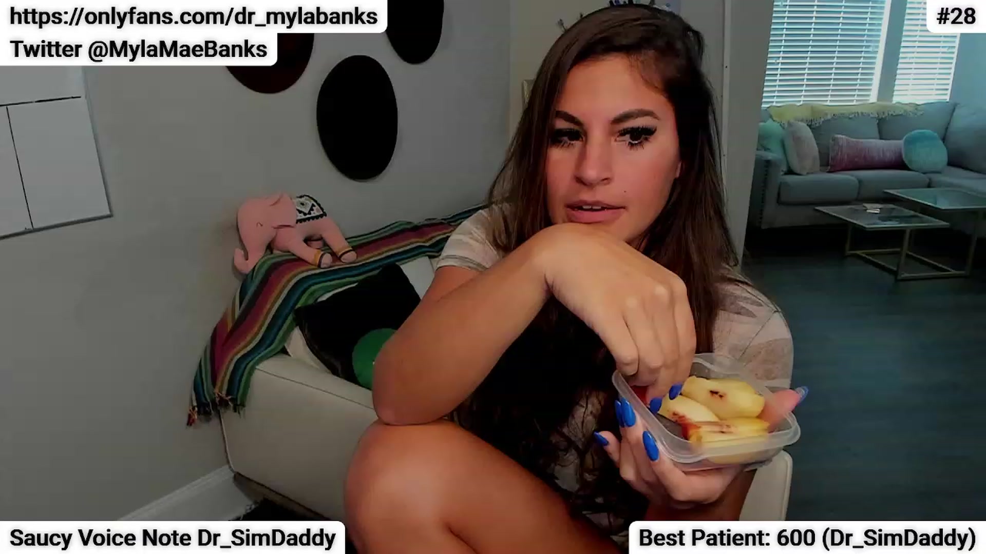 Gallery image thumbnail from Dr_MylaBanks's myfreecams stream on, 09/12/2023, 18:37 image 12 of 20