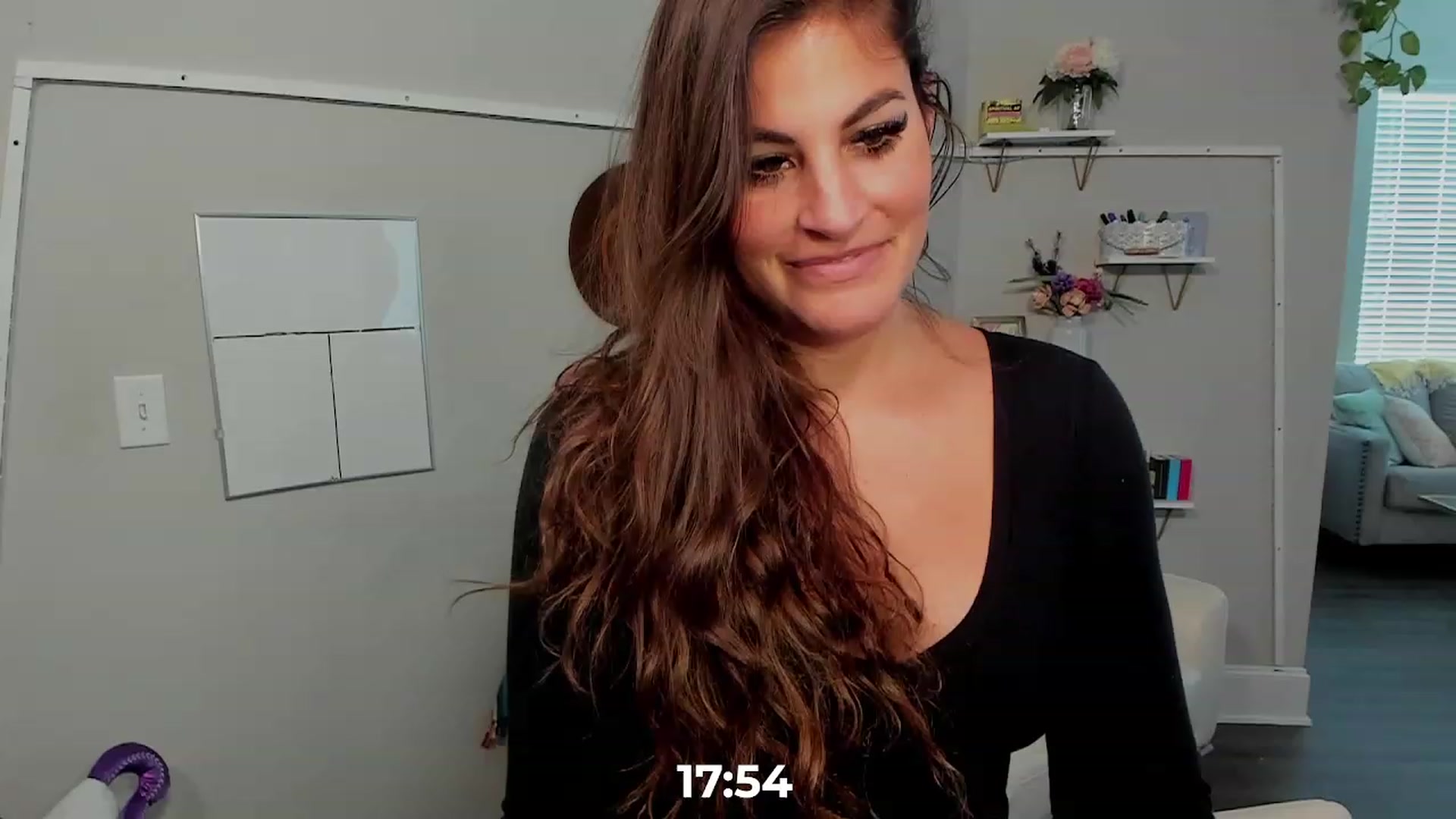 Gallery image thumbnail from Dr_MylaBanks's myfreecams stream on, 09/13/2023, 19:01 image 14 of 20