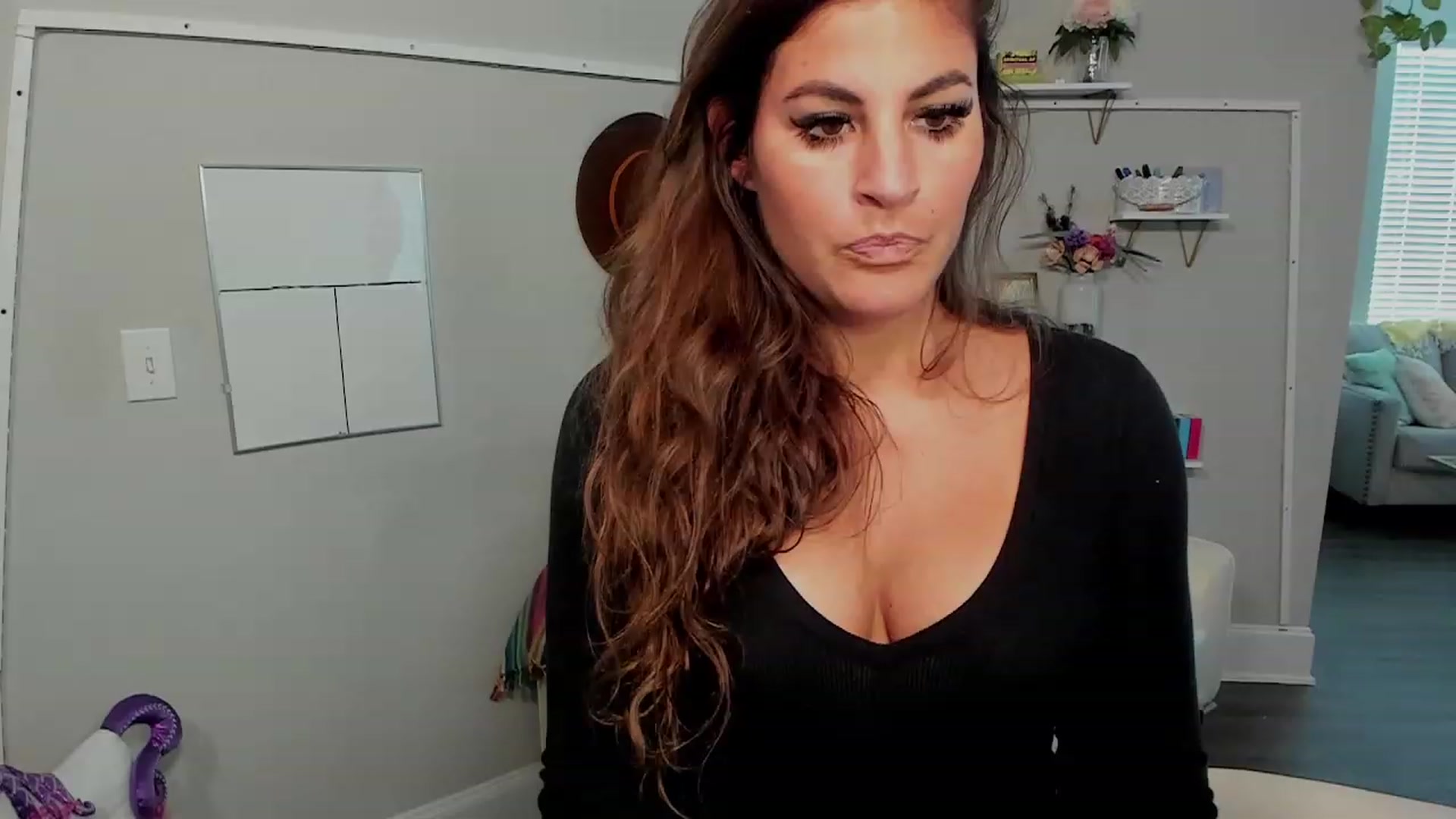 Gallery image thumbnail from Dr_MylaBanks's myfreecams stream on, 09/13/2023, 19:01 image 2 of 20