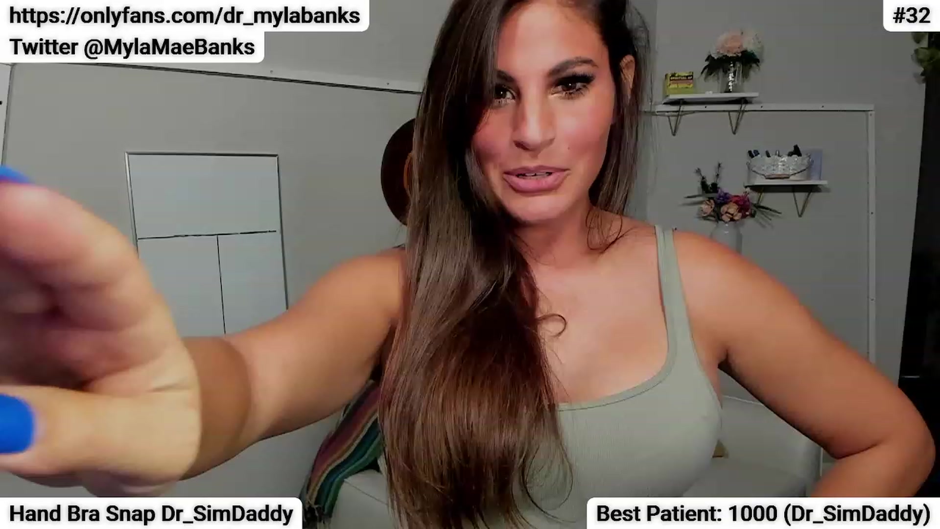 Gallery image thumbnail from Dr_MylaBanks's myfreecams stream on, 09/15/2023, 03:44 image 13 of 20