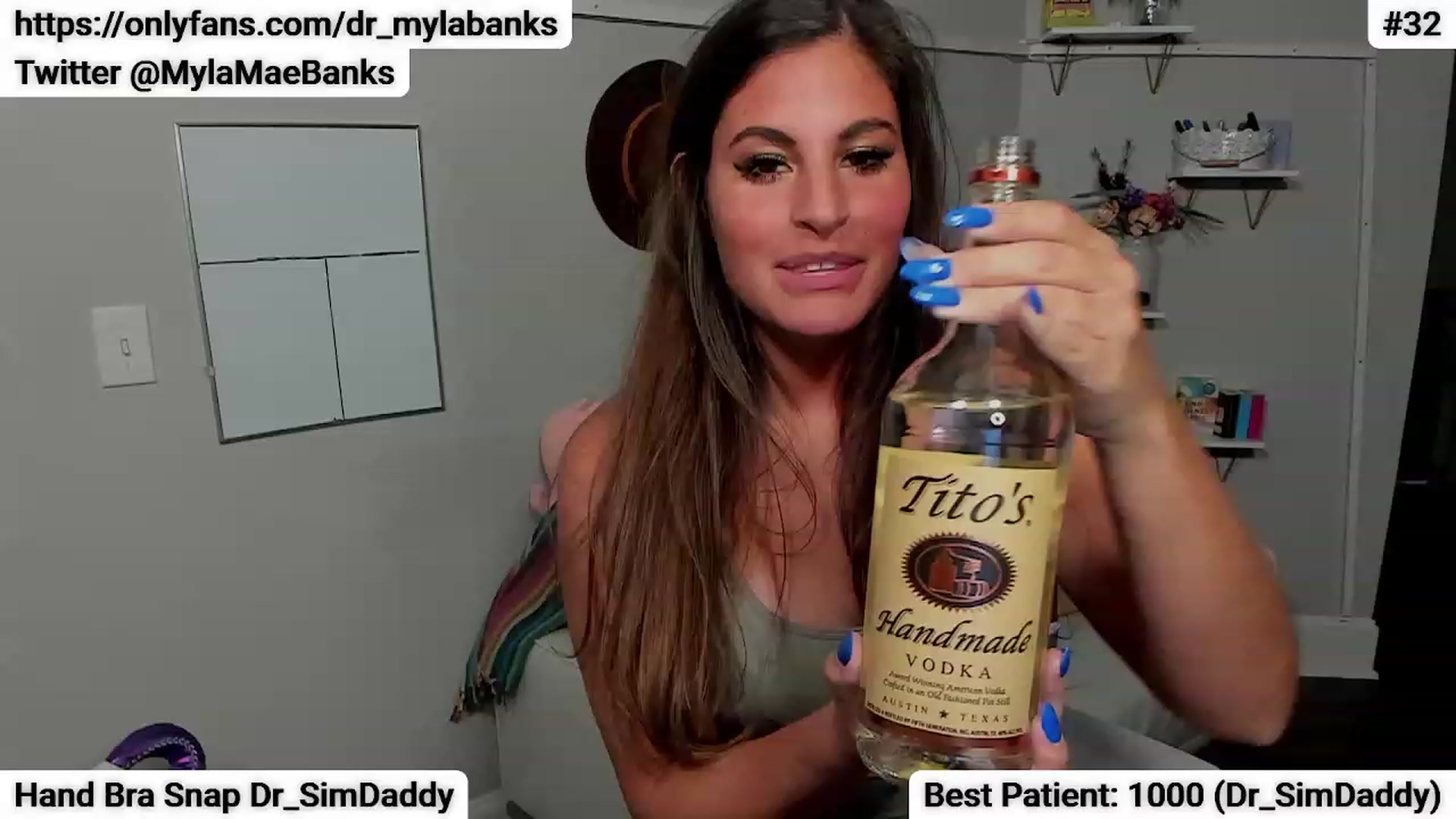 Gallery image thumbnail from Dr_MylaBanks's myfreecams stream on, 09/15/2023, 03:44 image 9 of 20