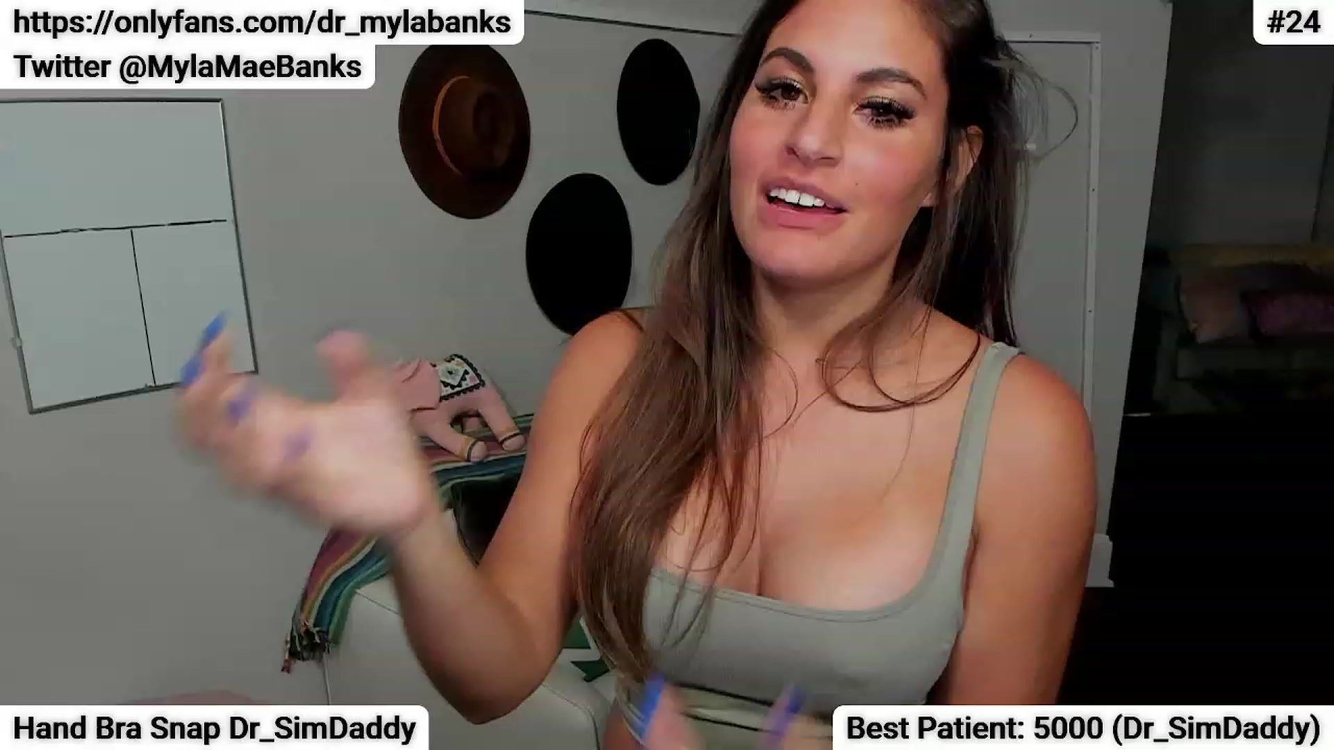 Gallery image thumbnail from Dr_MylaBanks's myfreecams stream on, 09/15/2023, 07:25 image 17 of 20