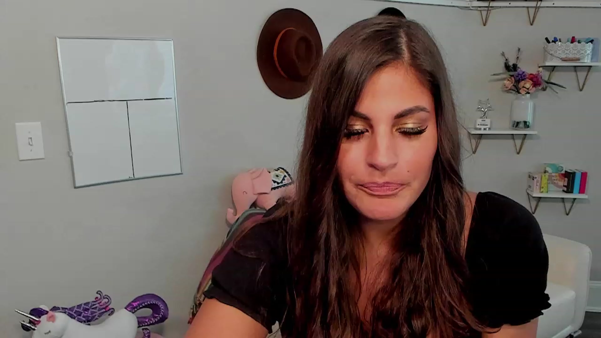 Gallery image thumbnail from Dr_MylaBanks's myfreecams stream on, 09/16/2023, 22:44 image 11 of 20