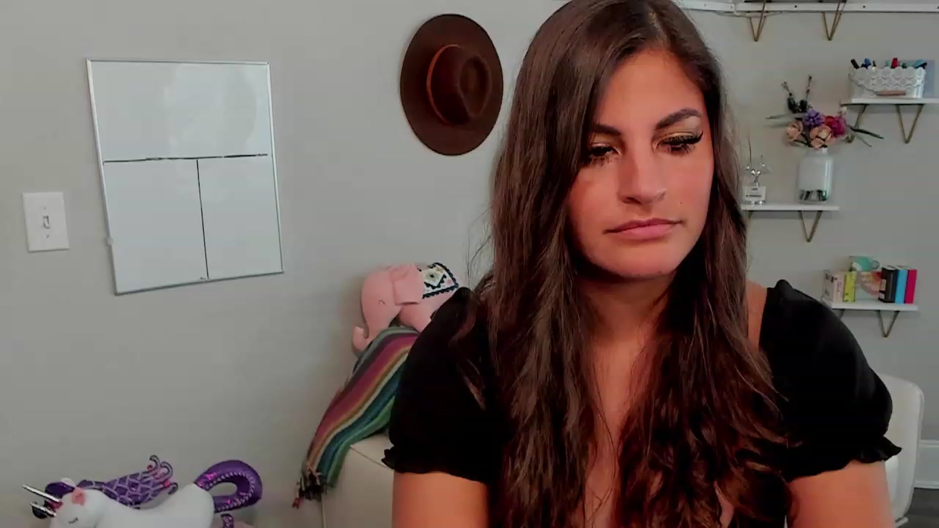 Gallery image thumbnail from Dr_MylaBanks's myfreecams stream on, 09/16/2023, 22:44 image 7 of 20