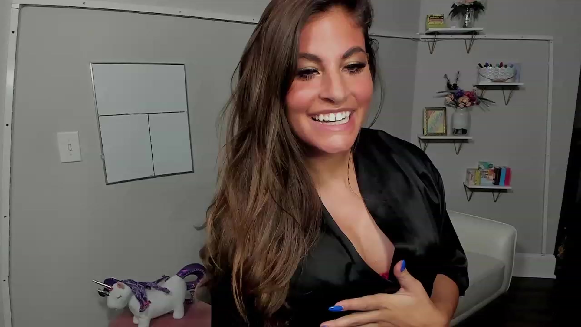 Gallery image thumbnail from Dr_MylaBanks's myfreecams stream on, 09/23/2023, 02:49 image 3 of 20