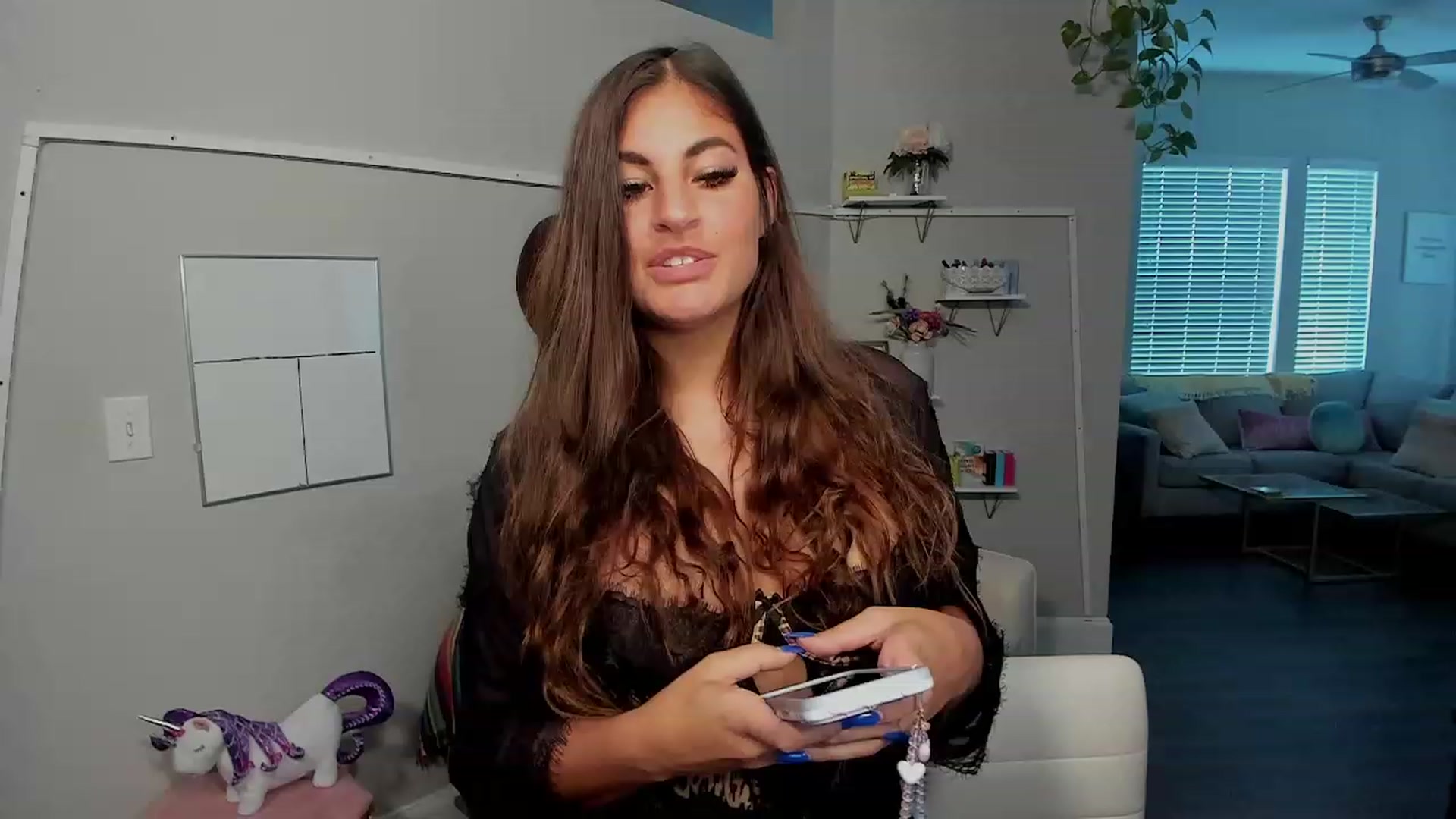 Gallery image thumbnail from Dr_MylaBanks's myfreecams stream on, 09/27/2023, 14:55 image 13 of 20