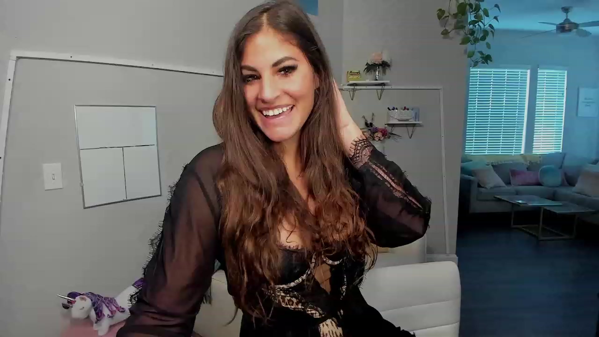 Gallery image thumbnail from Dr_MylaBanks's myfreecams stream on, 09/27/2023, 14:55 image 10 of 20