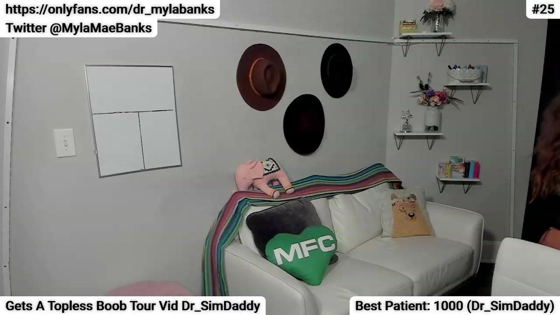 Gallery image thumbnail from Dr_MylaBanks's myfreecams stream on, 09/29/2023, 01:37 image 14 of 20