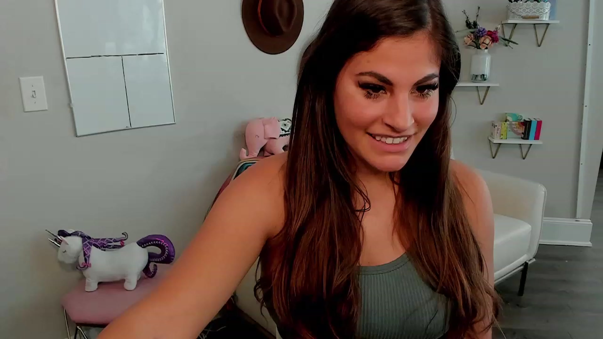 Gallery image thumbnail from Dr_MylaBanks's myfreecams stream on, 10/01/2023, 24:48 image 2 of 20