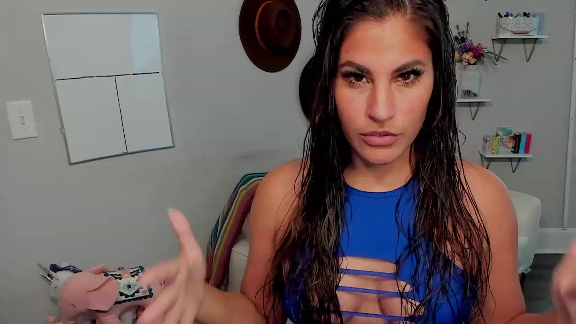 Gallery image thumbnail from Dr_MylaBanks's myfreecams stream on, 10/03/2023, 18:23 image 2 of 20