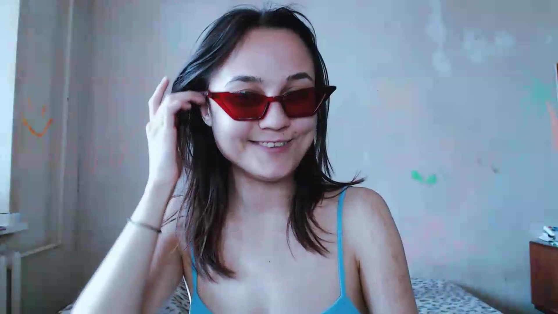 Gallery image thumbnail from DraGoldFlyy's myfreecams stream on, 05/30/2026, 12:33 image 20 of 20