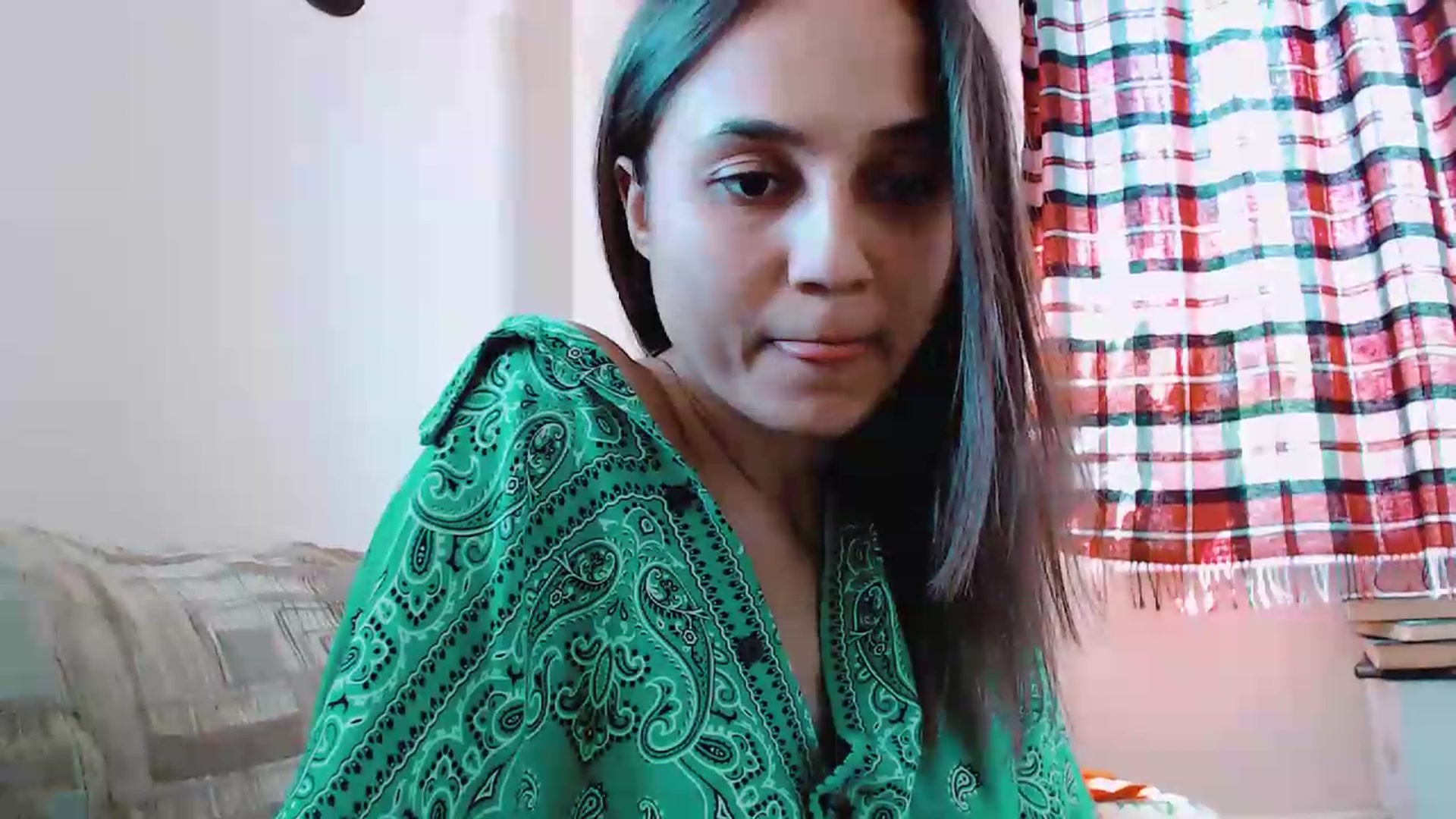 Gallery image thumbnail from DraGoldFlyy's myfreecams stream on, 08/14/2026, 10:45 image 3 of 20