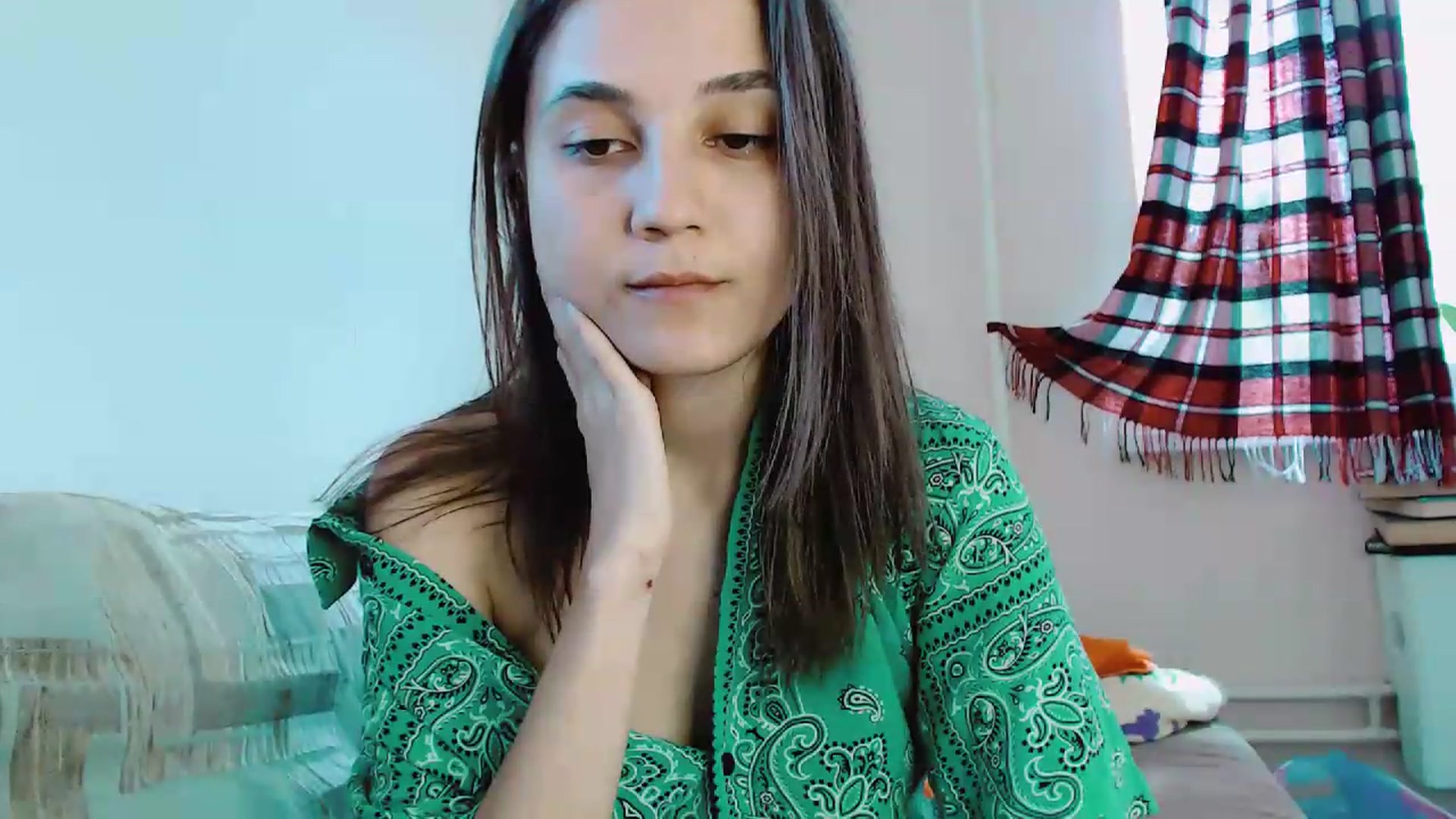 Gallery image thumbnail from DraGoldFlyy's myfreecams stream on, 08/14/2026, 10:45 image 14 of 20