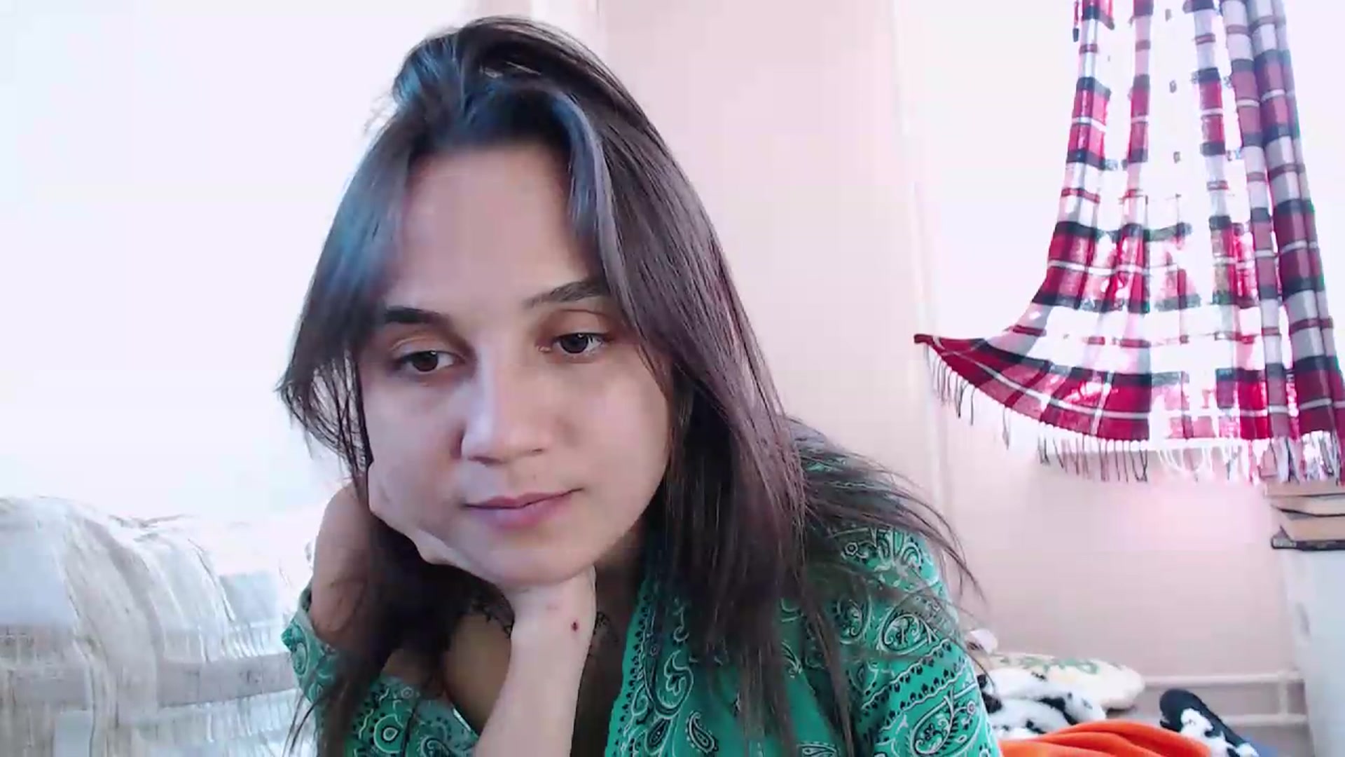 Gallery image thumbnail from DraGoldFlyy's myfreecams stream on, 08/14/2026, 11:35 image 19 of 20