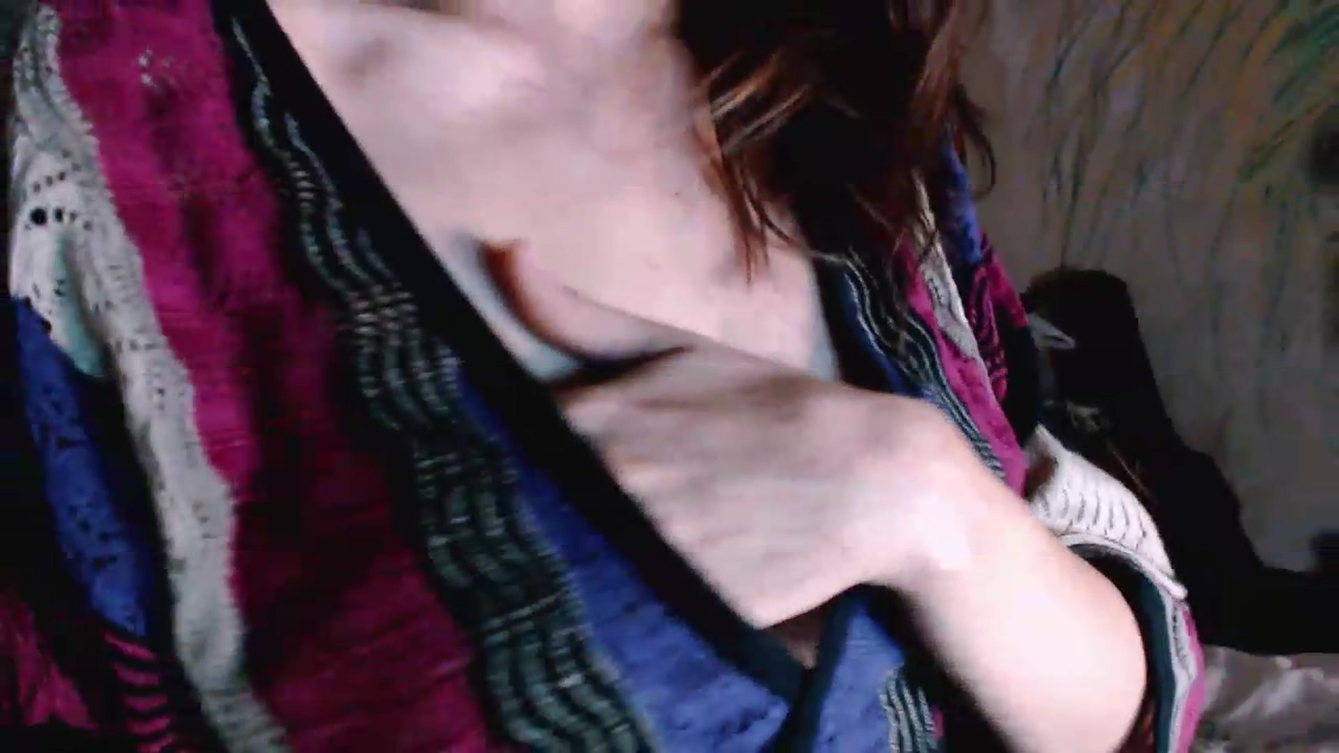 Gallery image thumbnail from DraGoldFlyy's myfreecams stream on, 08/19/2026, 16:27 image 16 of 20