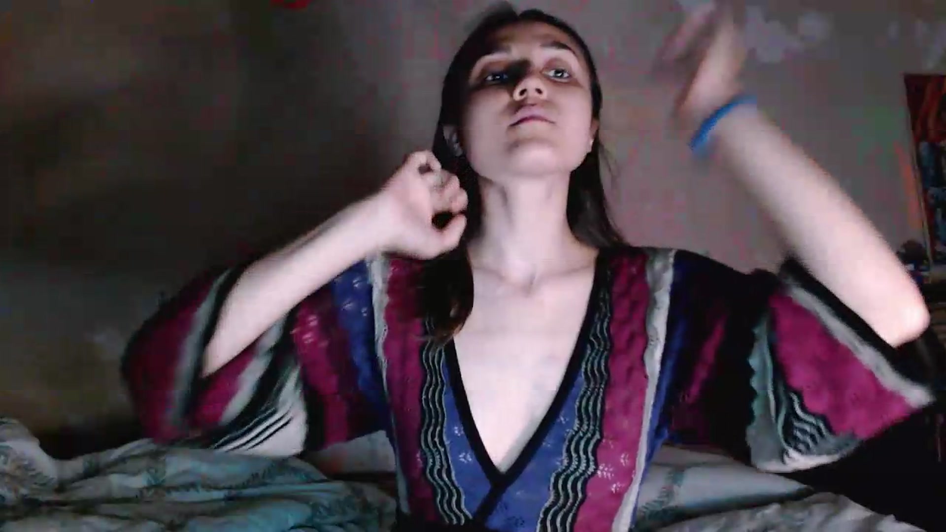Gallery image thumbnail from DraGoldFlyy's myfreecams stream on, 08/19/2026, 17:29 image 11 of 20