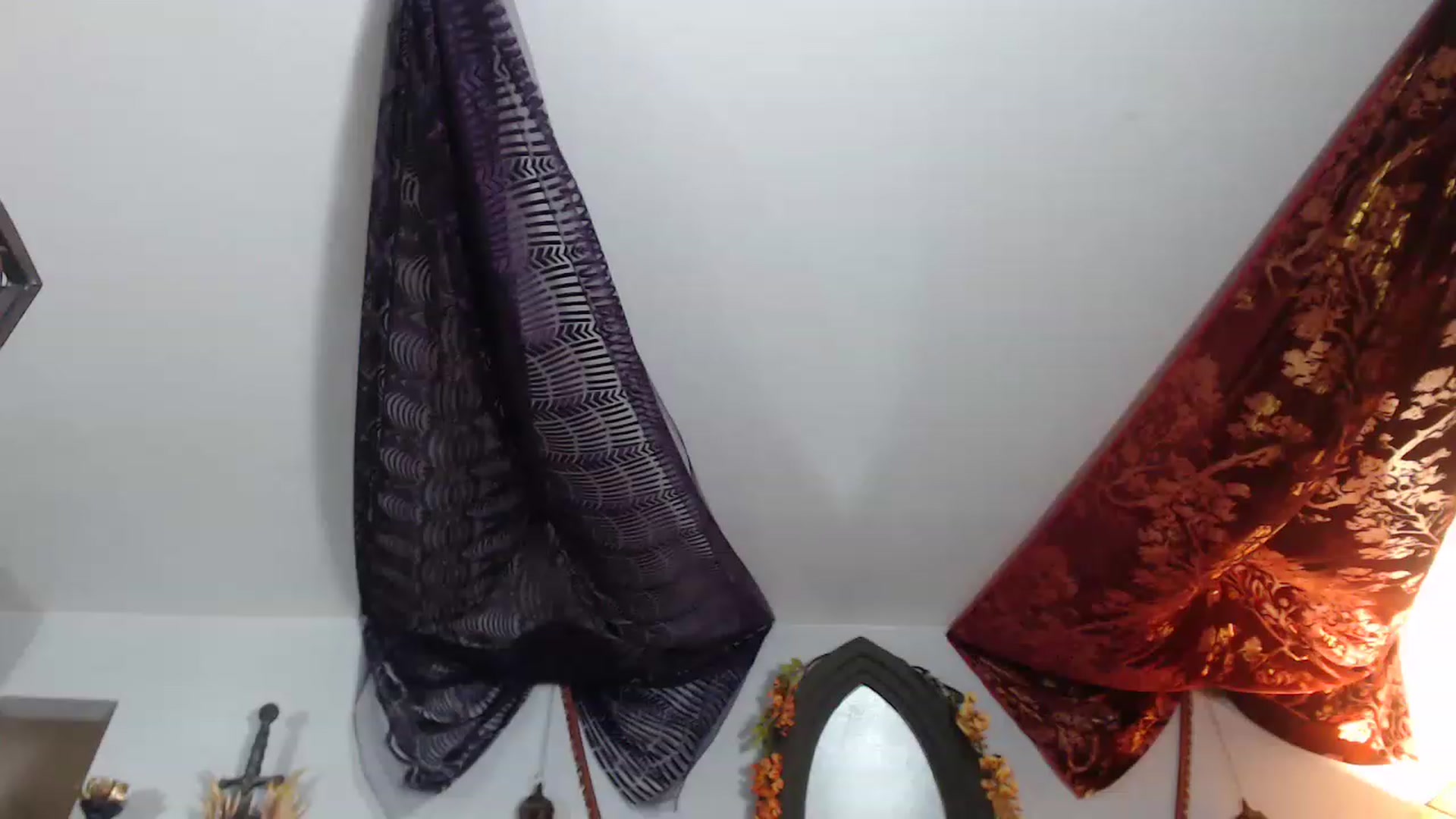 Gallery image thumbnail from DragonQueeen's myfreecams stream on, 12/30/2022, 04:40 image 4 of 20