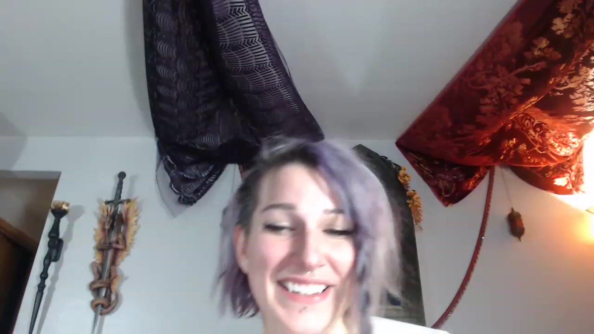 Gallery image thumbnail from DragonQueeen's myfreecams stream on, 12/30/2022, 04:40 image 14 of 20