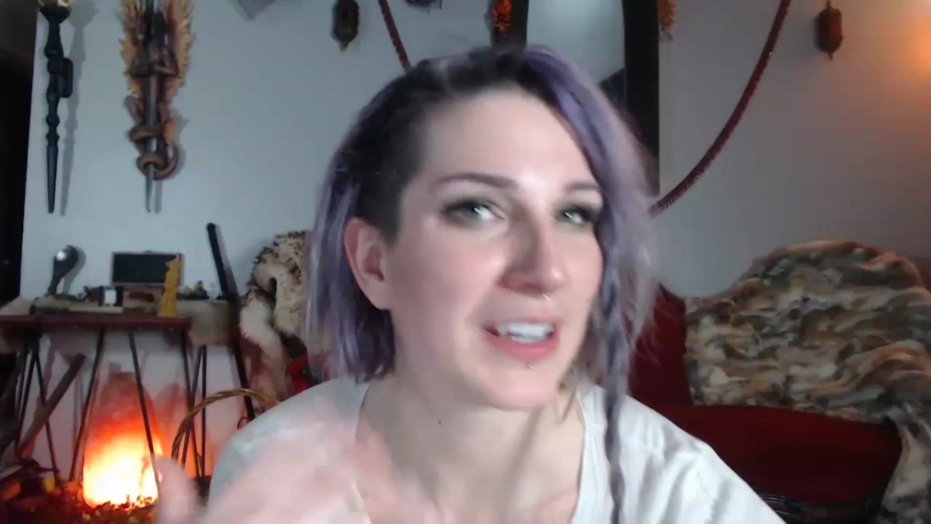 Gallery image thumbnail from DragonQueeen's myfreecams stream on, 12/30/2022, 04:40 image 2 of 20
