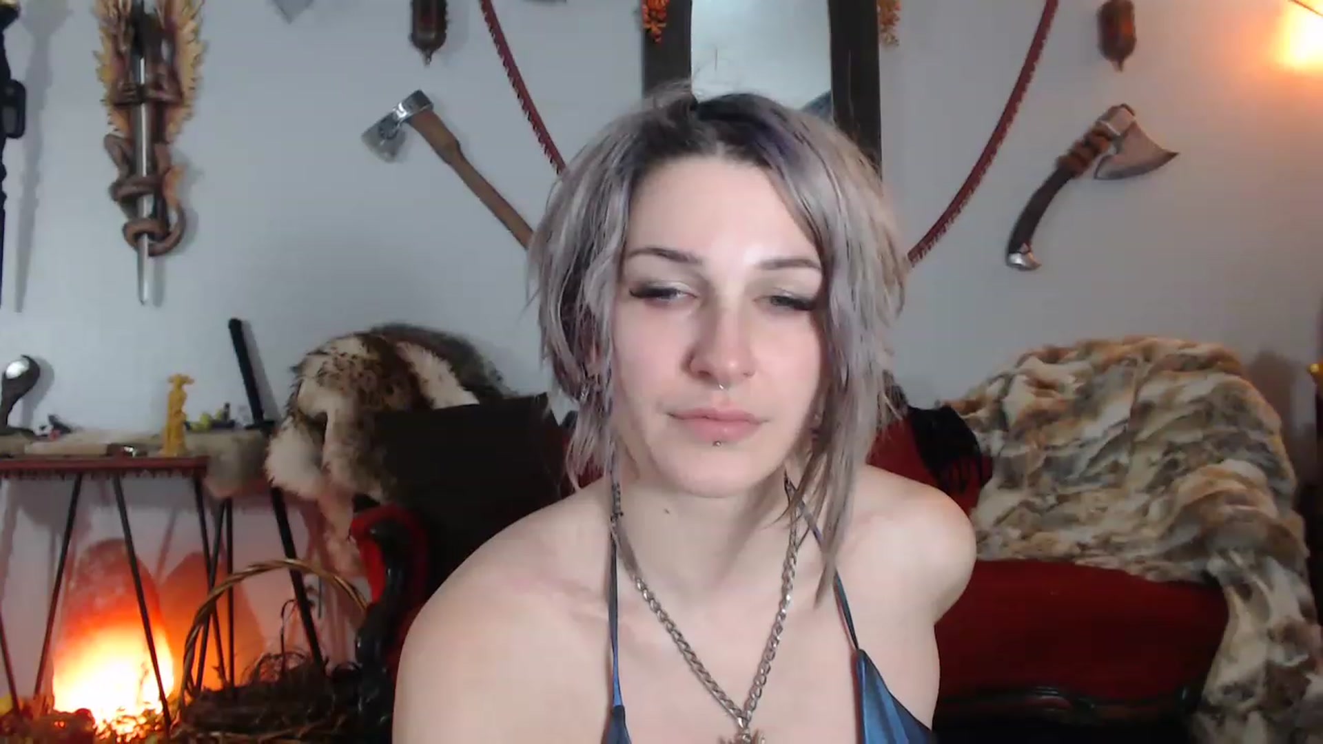 Gallery image thumbnail from DragonQueeen's myfreecams stream on, 01/27/2023, 04:37 image 17 of 20