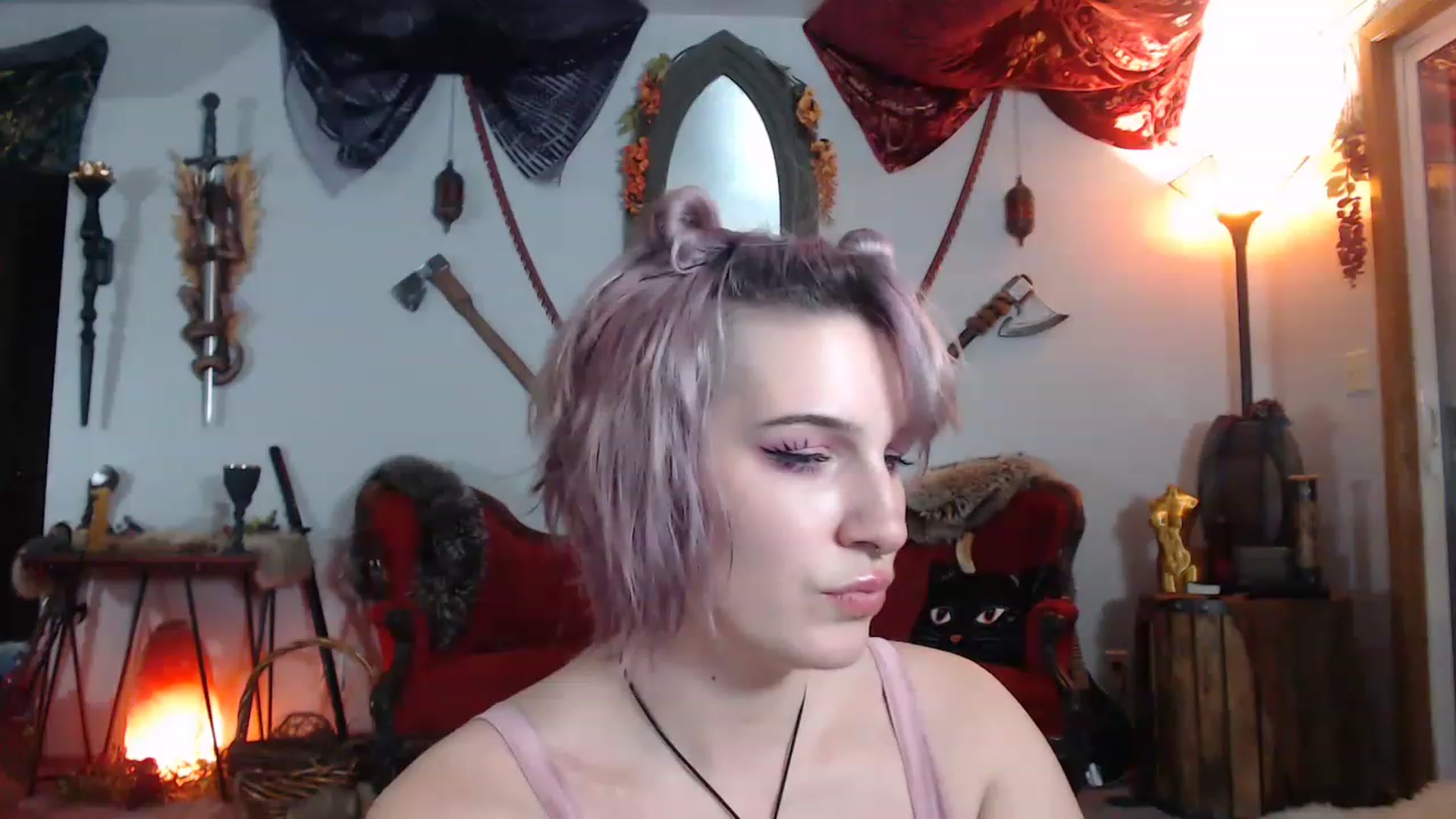 Gallery image thumbnail from DragonQueeen's myfreecams stream on, 02/07/2023, 05:06 image 7 of 20
